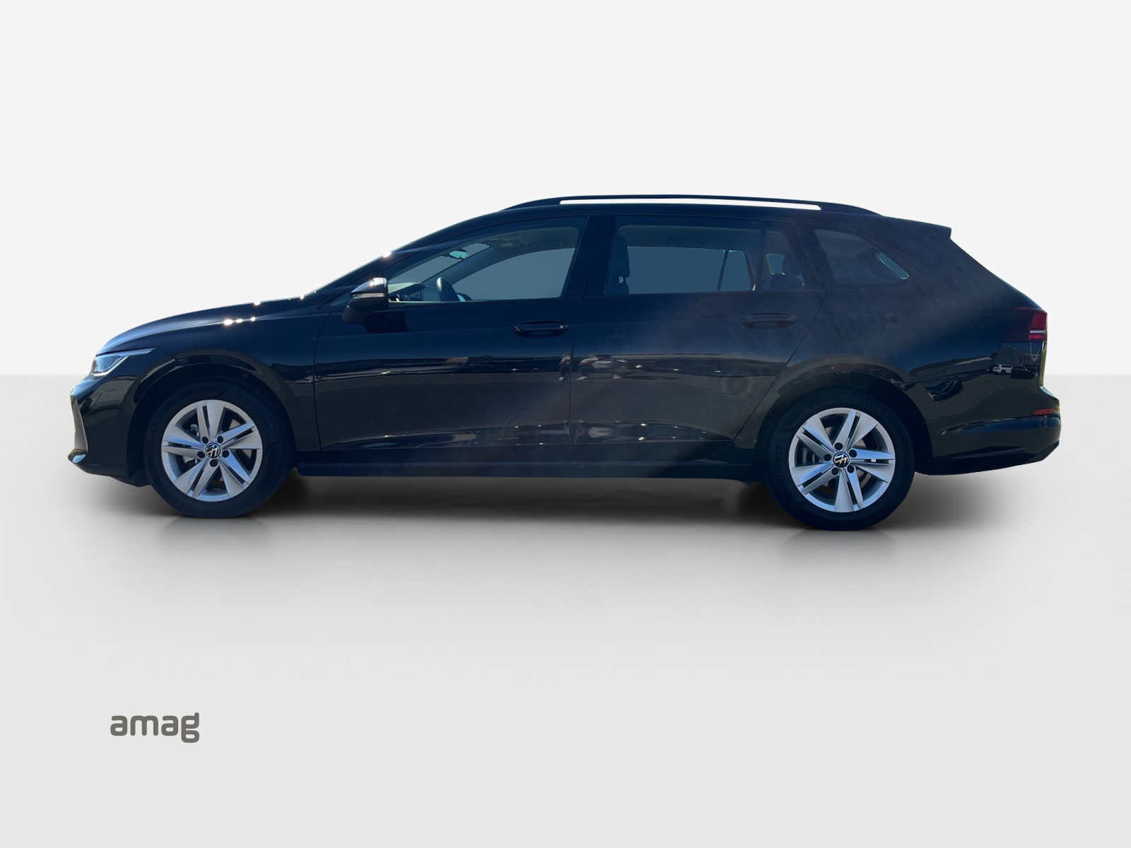 VW Golf Variant 1.5 eTSI mHEV Life DSG-image-1
