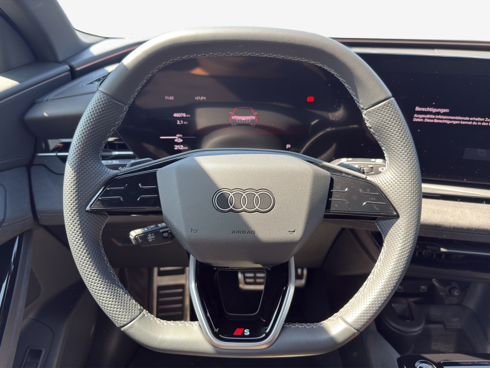 AUDI Q6 e-tron quattro-image-10