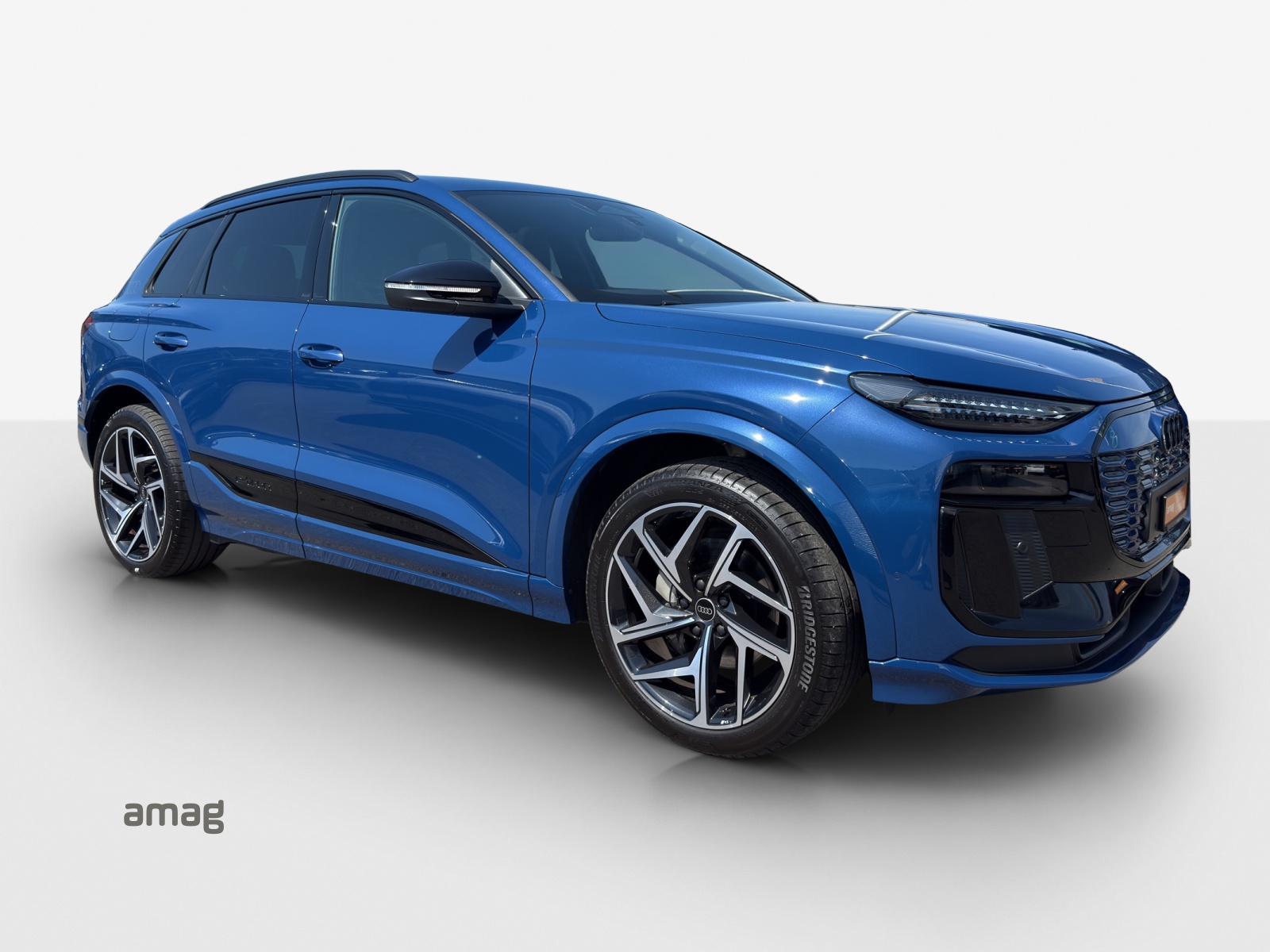 AUDI Q6 e-tron quattro-image-6