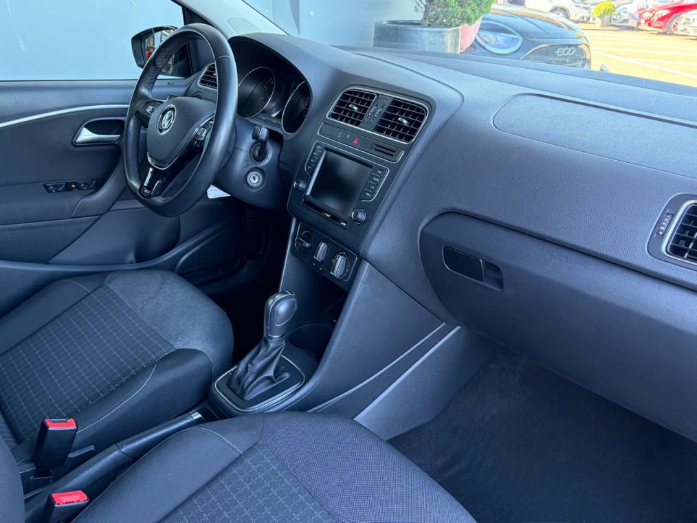 VW Polo 1.2 TSi BMT Comfortline-image-4