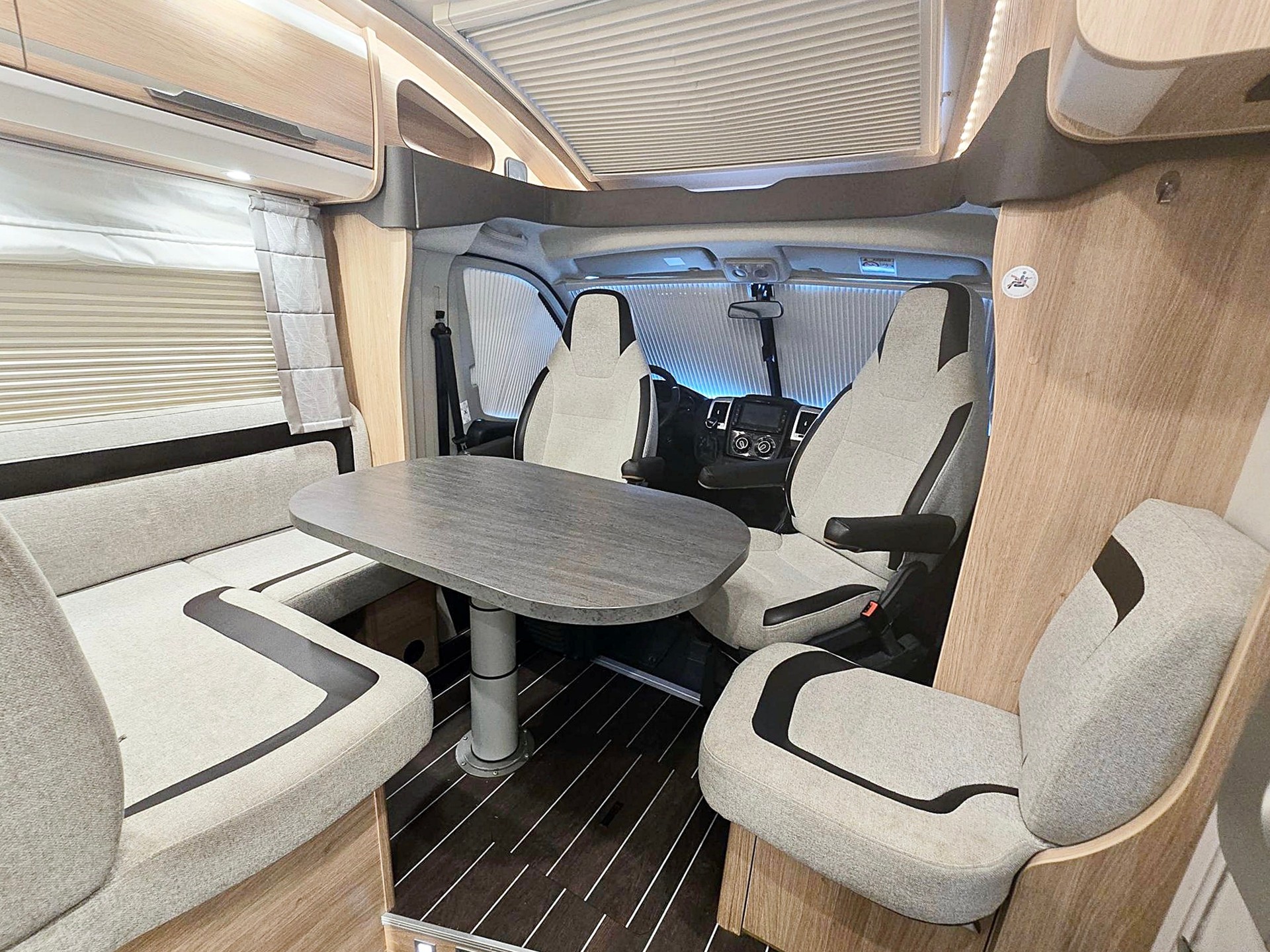 KNAUS SKY TI 650 MEG PLATINUM SELECTION 2,3 DIESEL 9G-AUTOMAT FIAT DUCATO MJ 160-image-8