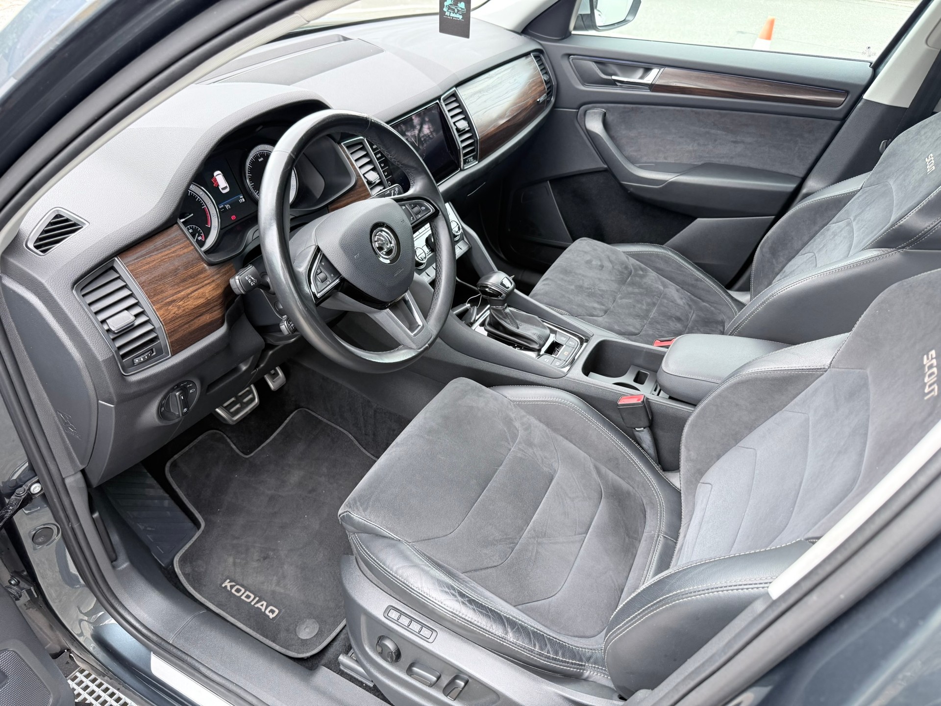 SKODA Kodiaq 2.0 TDI CR Scout 4x4 DSG-image-9