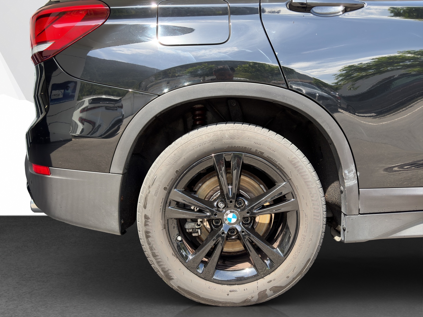 BMW X1 20i xDrive-image-23