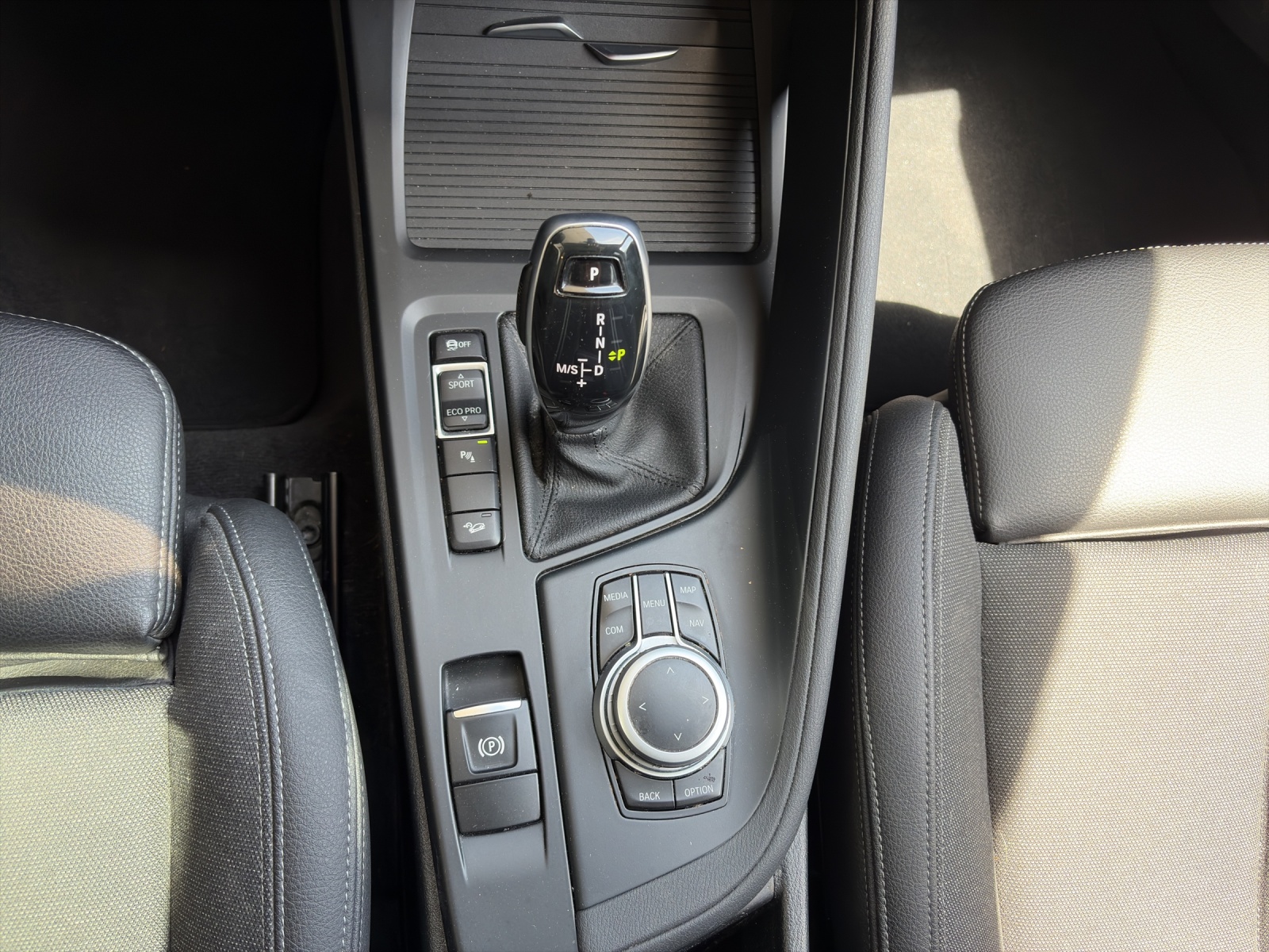 BMW X1 20i xDrive-image-14