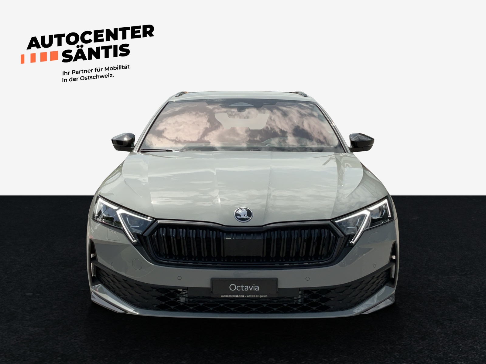 SKODA Octavia Combi 2.0 TSI DSG Dynamic 4x4-image-1