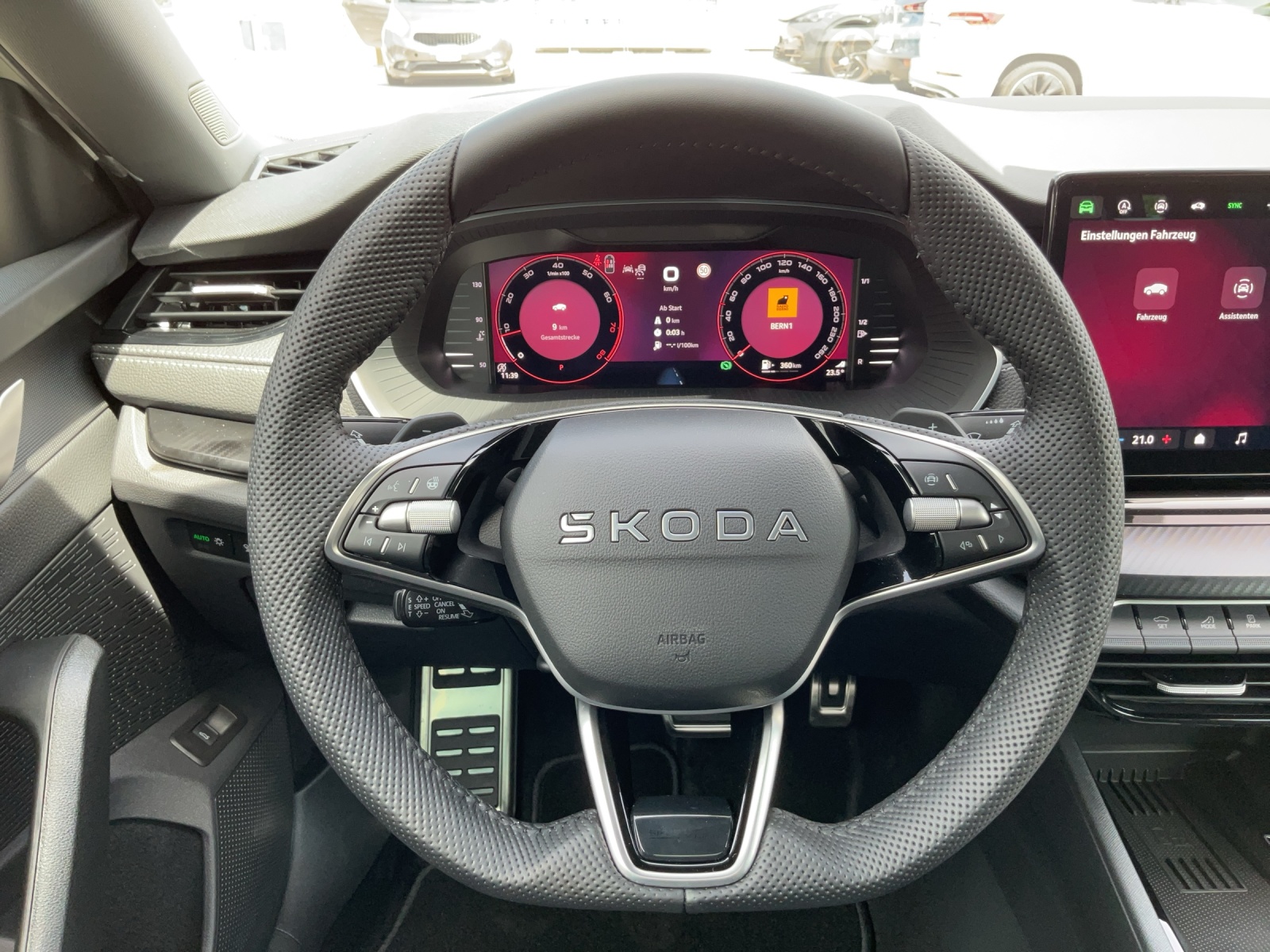 SKODA Octavia Combi 2.0 TSI DSG Dynamic 4x4-image-6