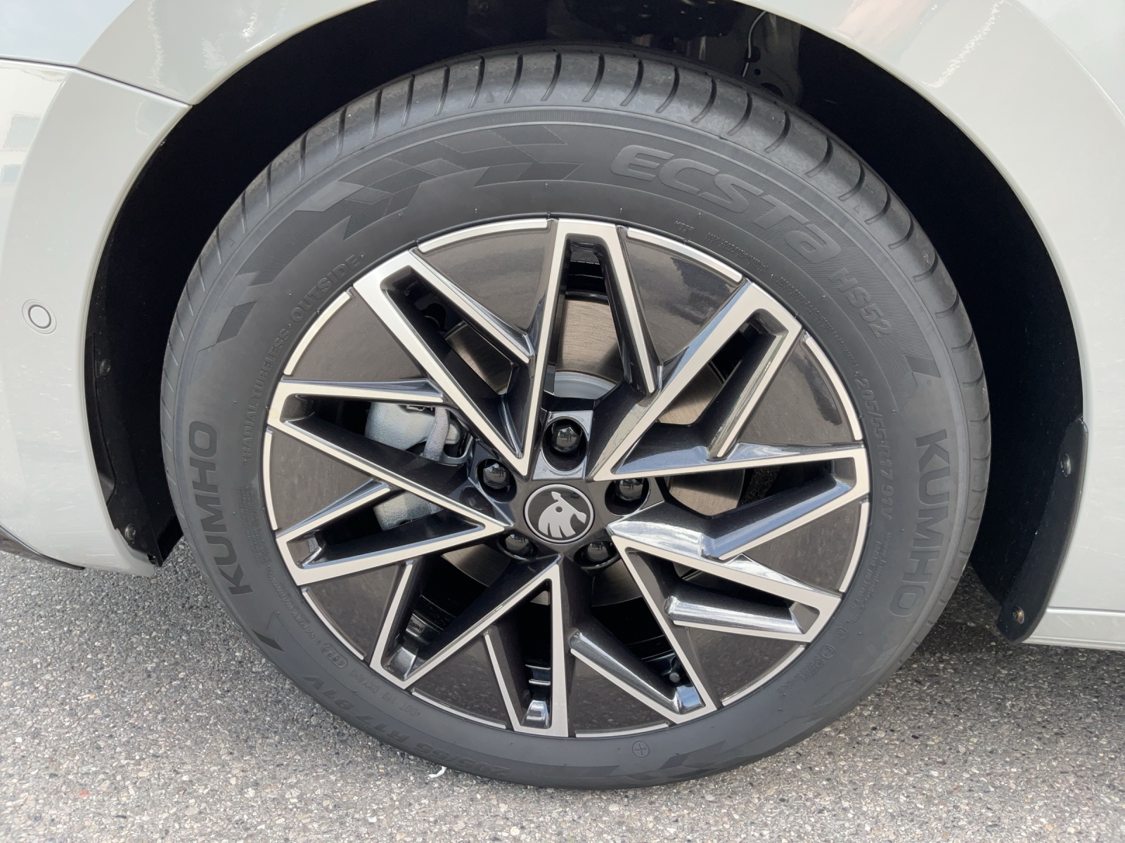 SKODA Octavia Combi 2.0 TSI DSG Dynamic 4x4-image-14
