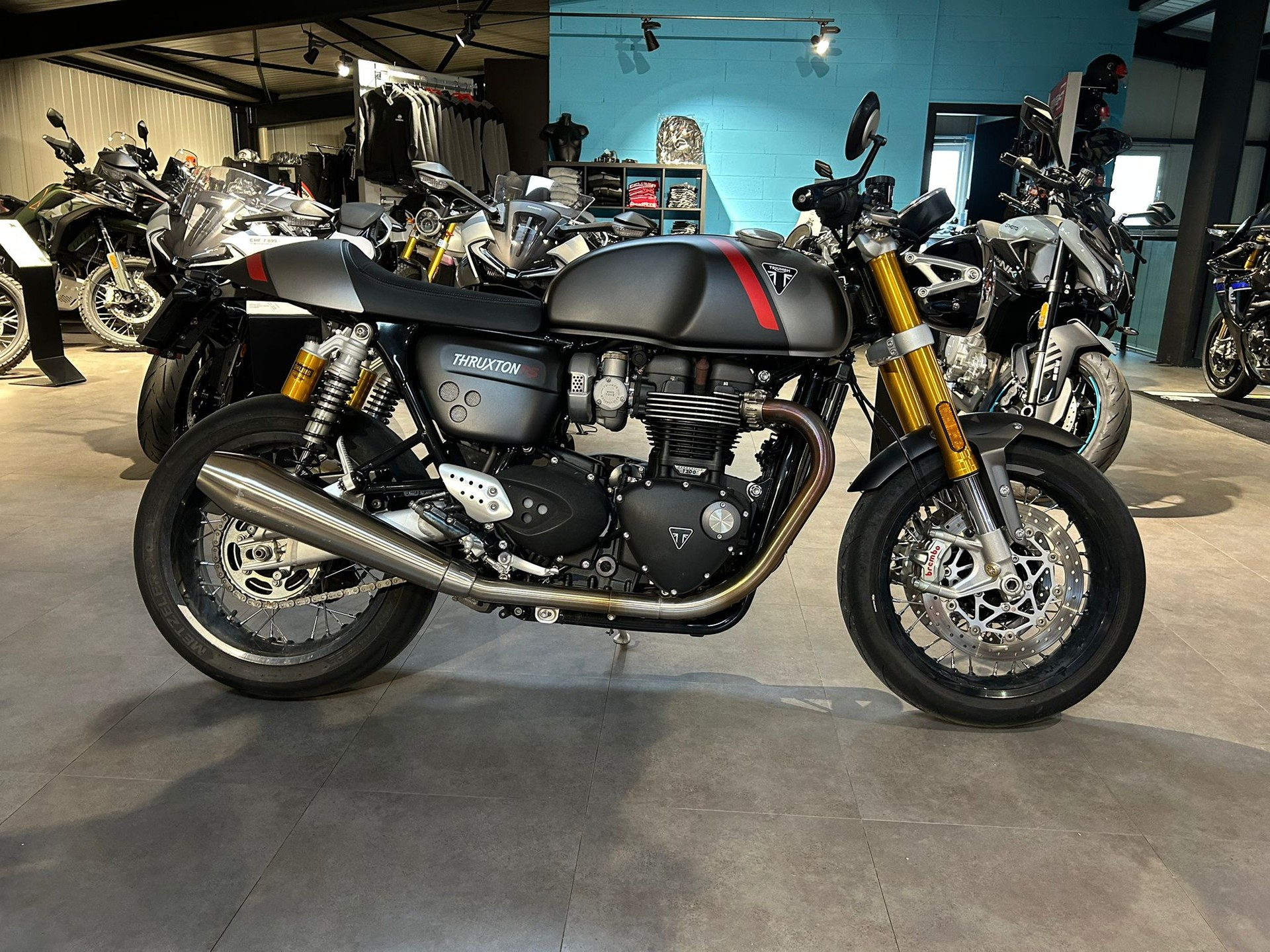 TRIUMPH Thruxton 1200 i RS ABS-showroom-element-1