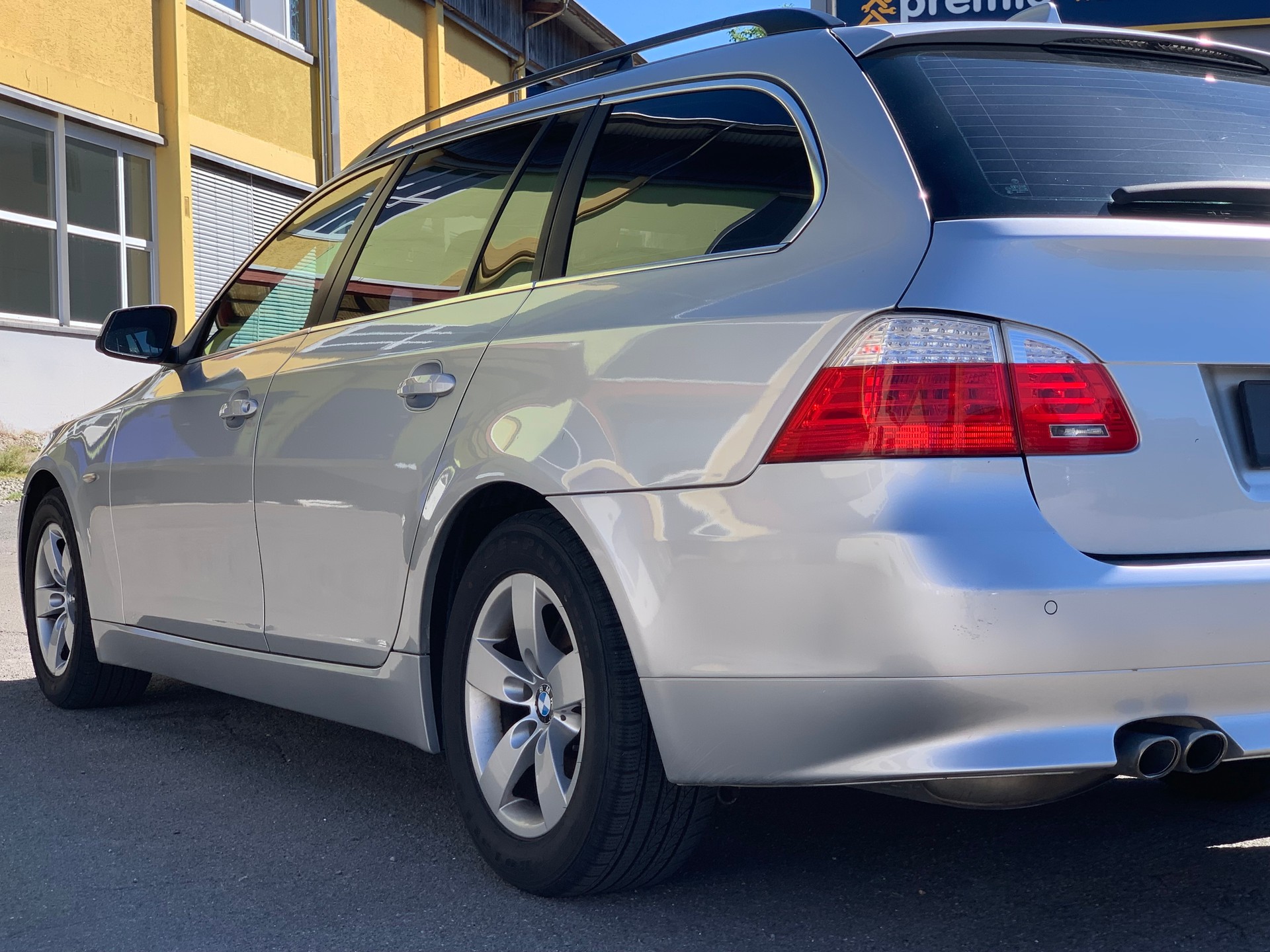 BMW 525d Touring Steptronic-image-7