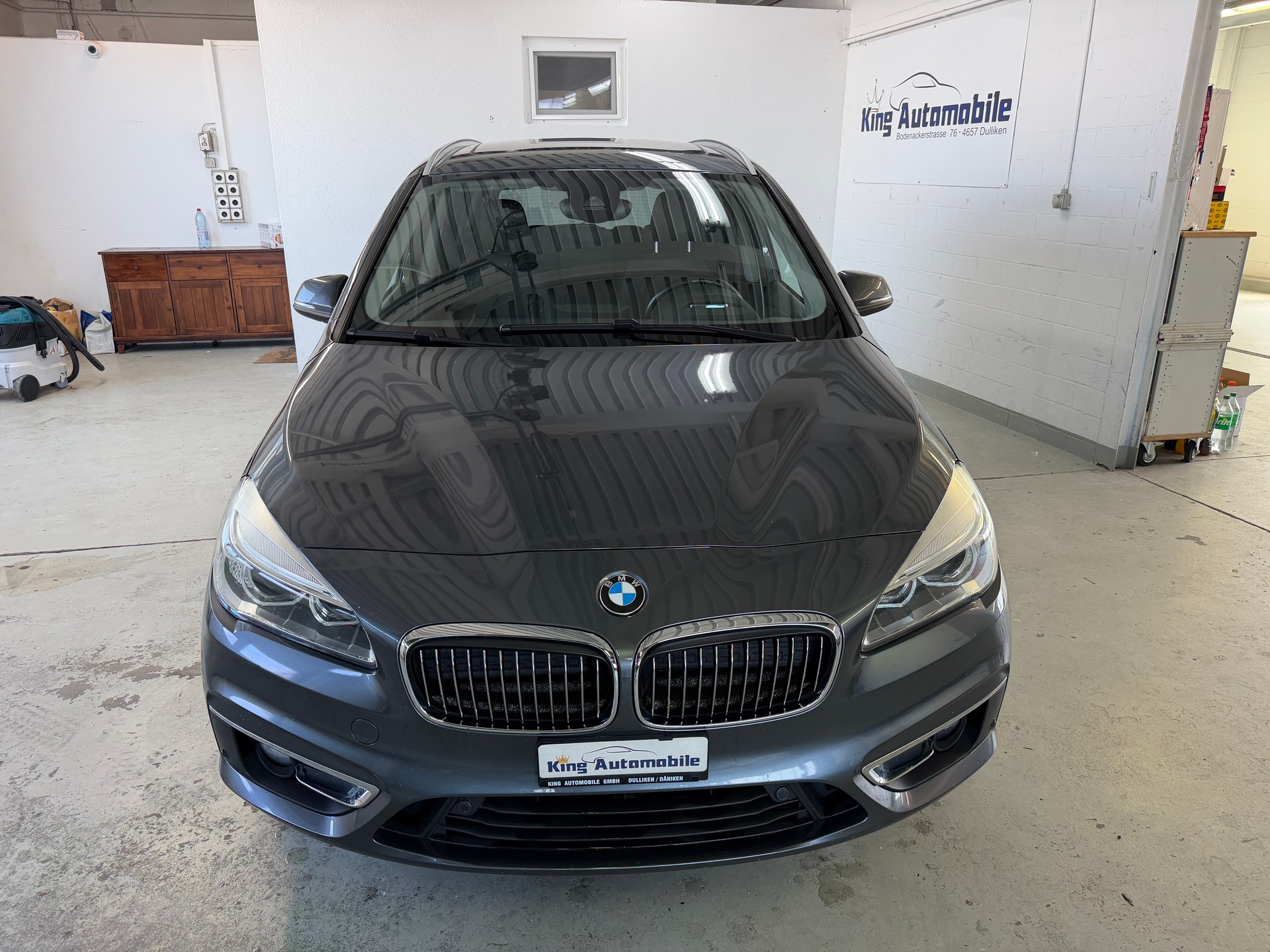 BMW 220d Gran Tourer Luxury Line | MFK 03.2024 | 7-Plätzer-image-2