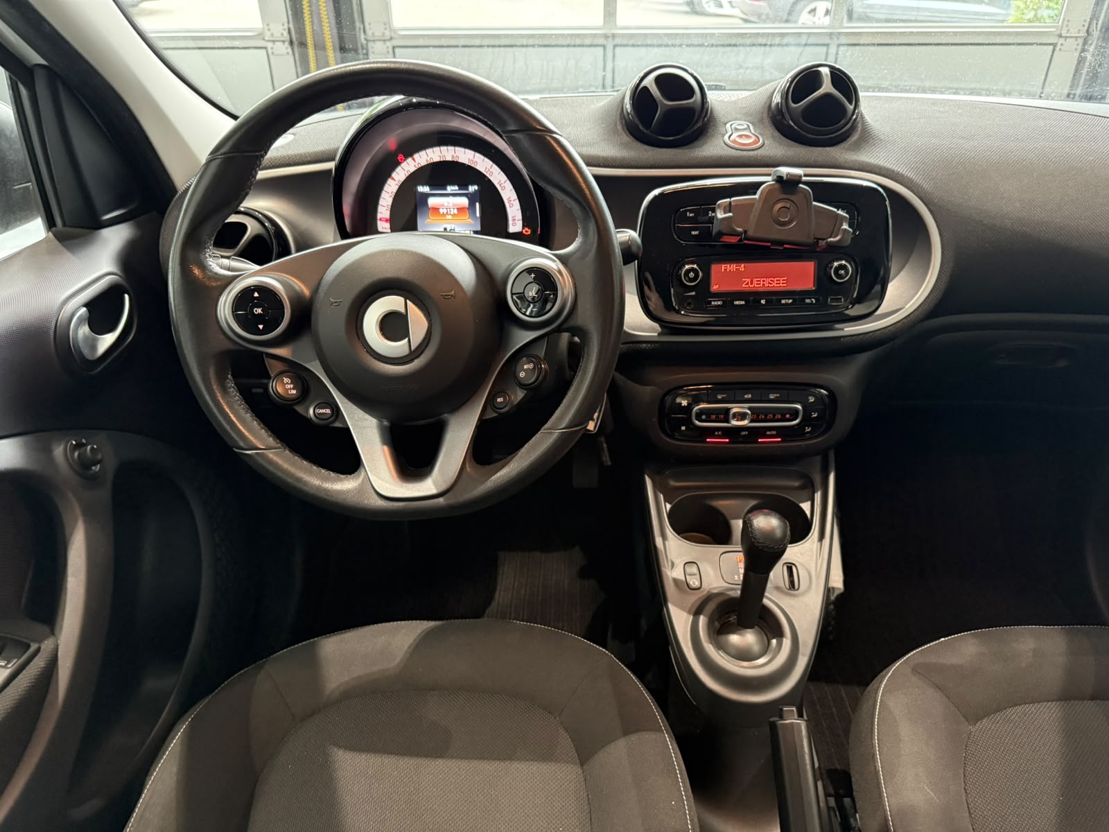 SMART forfour passion twinmatic-image-8