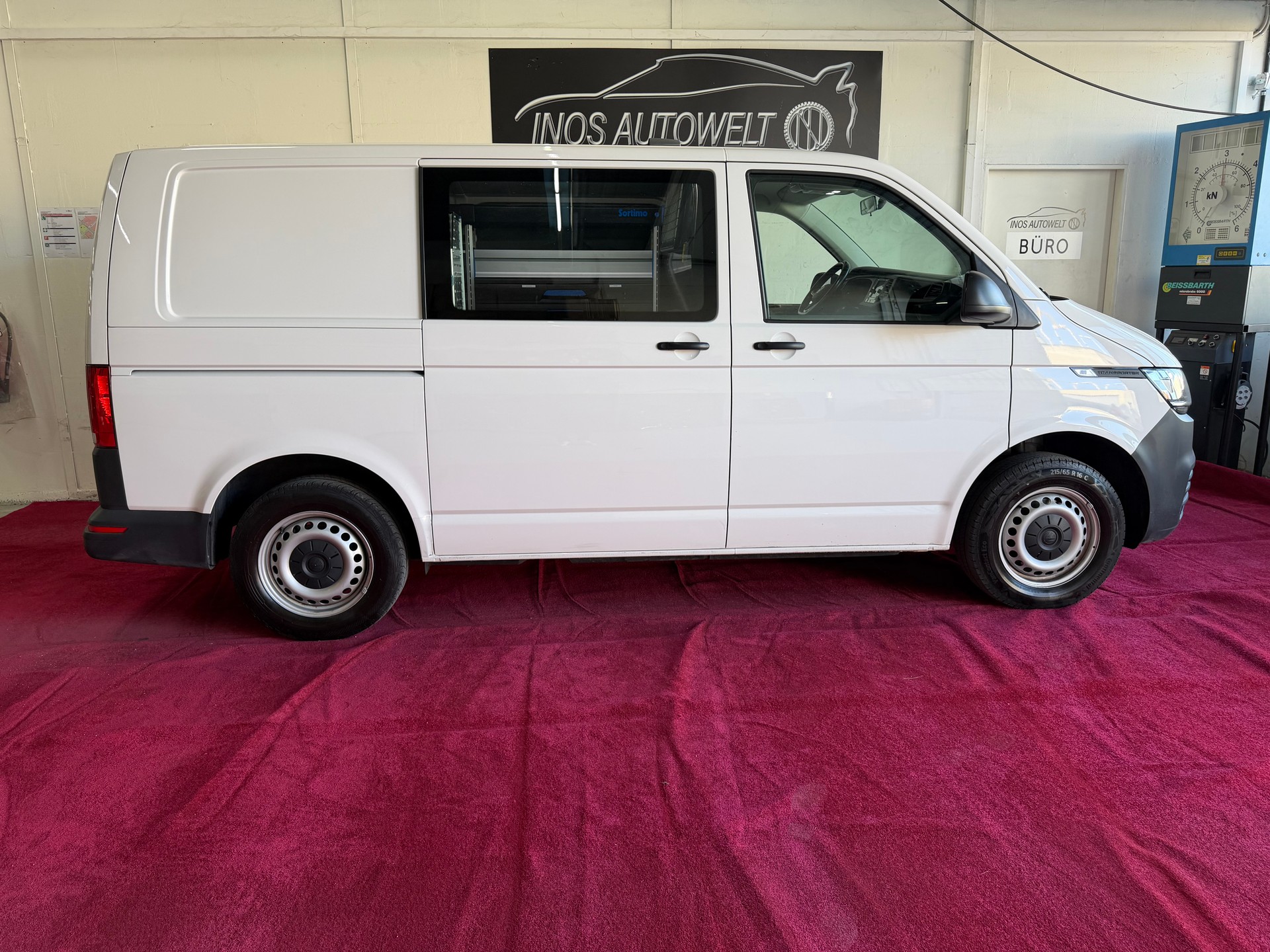 VW T6.1 2.0 TDI DSG-image-4