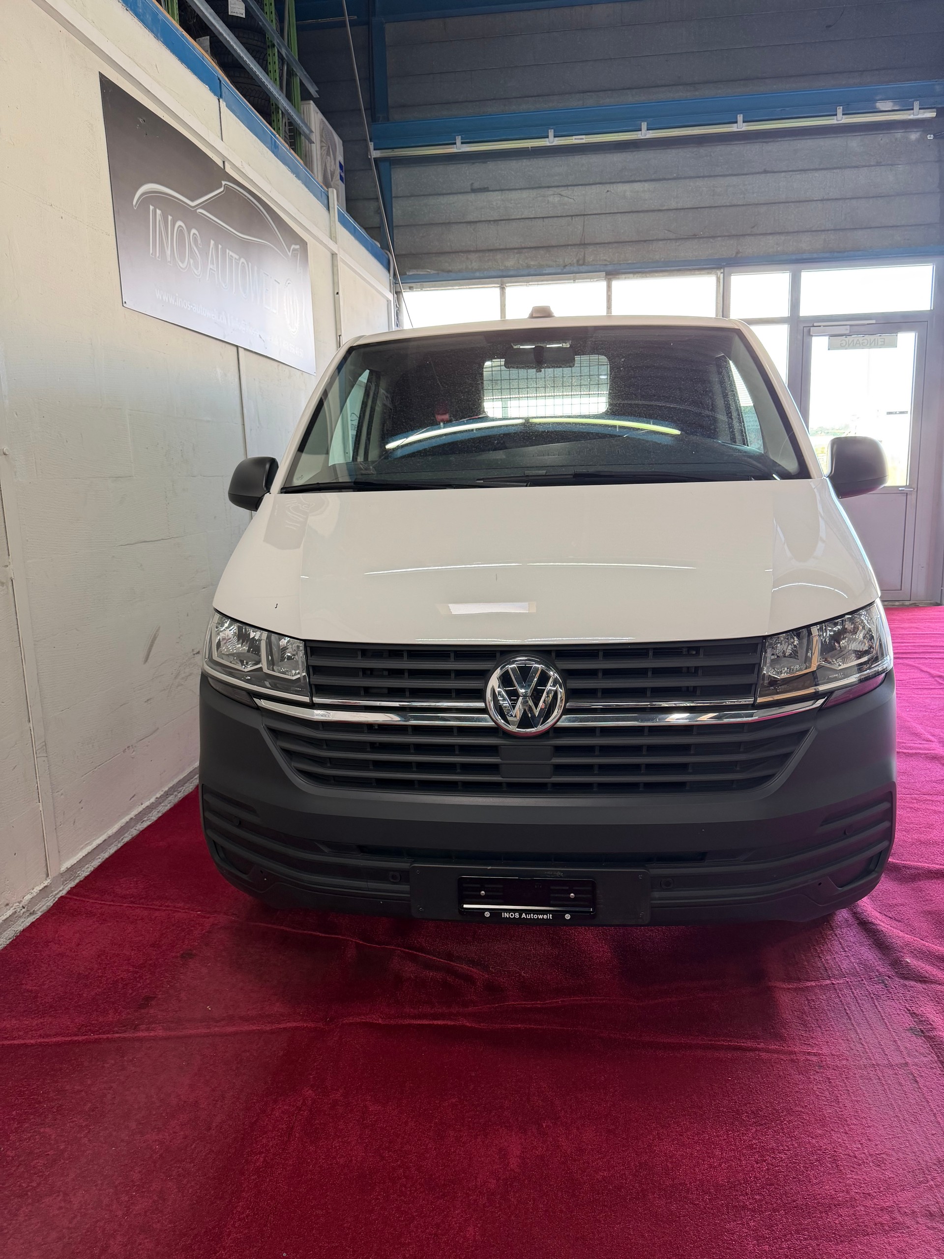 VW T6.1 2.0 TDI DSG-image-2