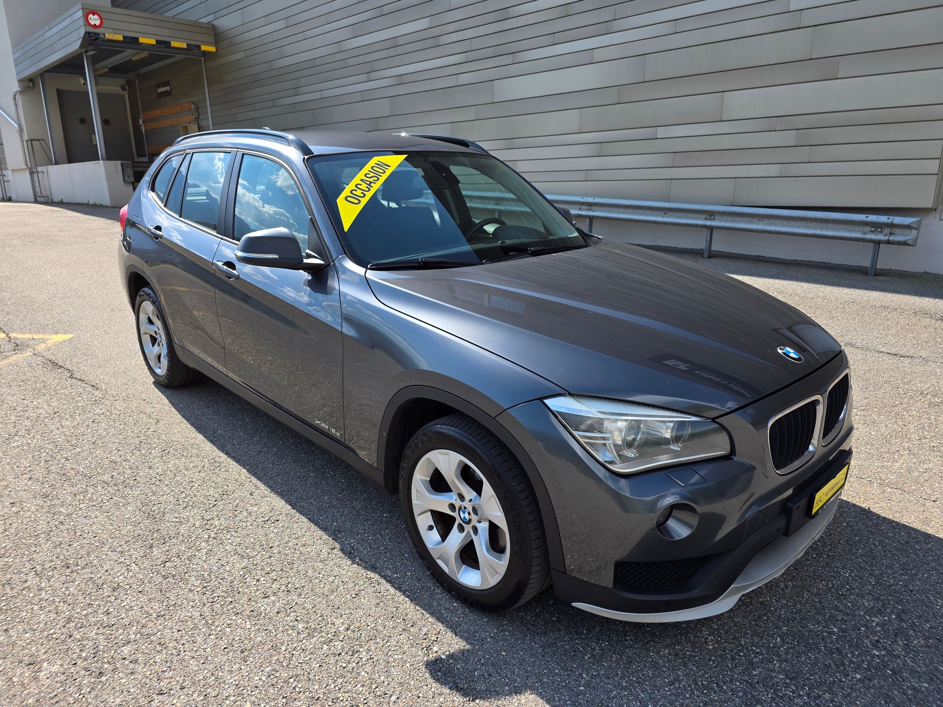 BMW X1 xDrive 18d-image-1