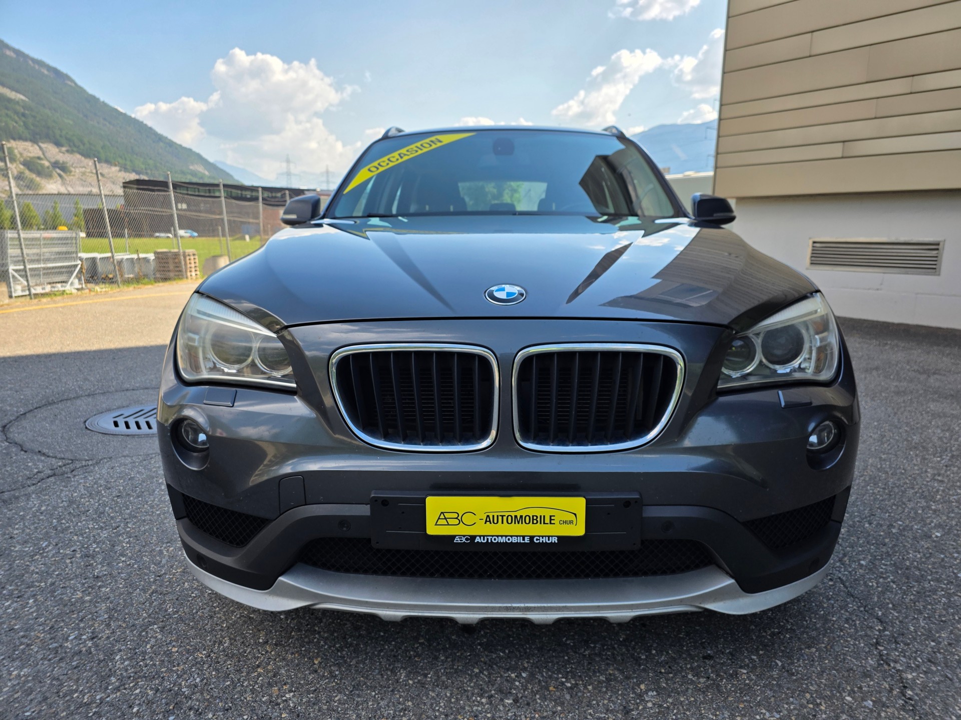 BMW X1 xDrive 18d-image-24