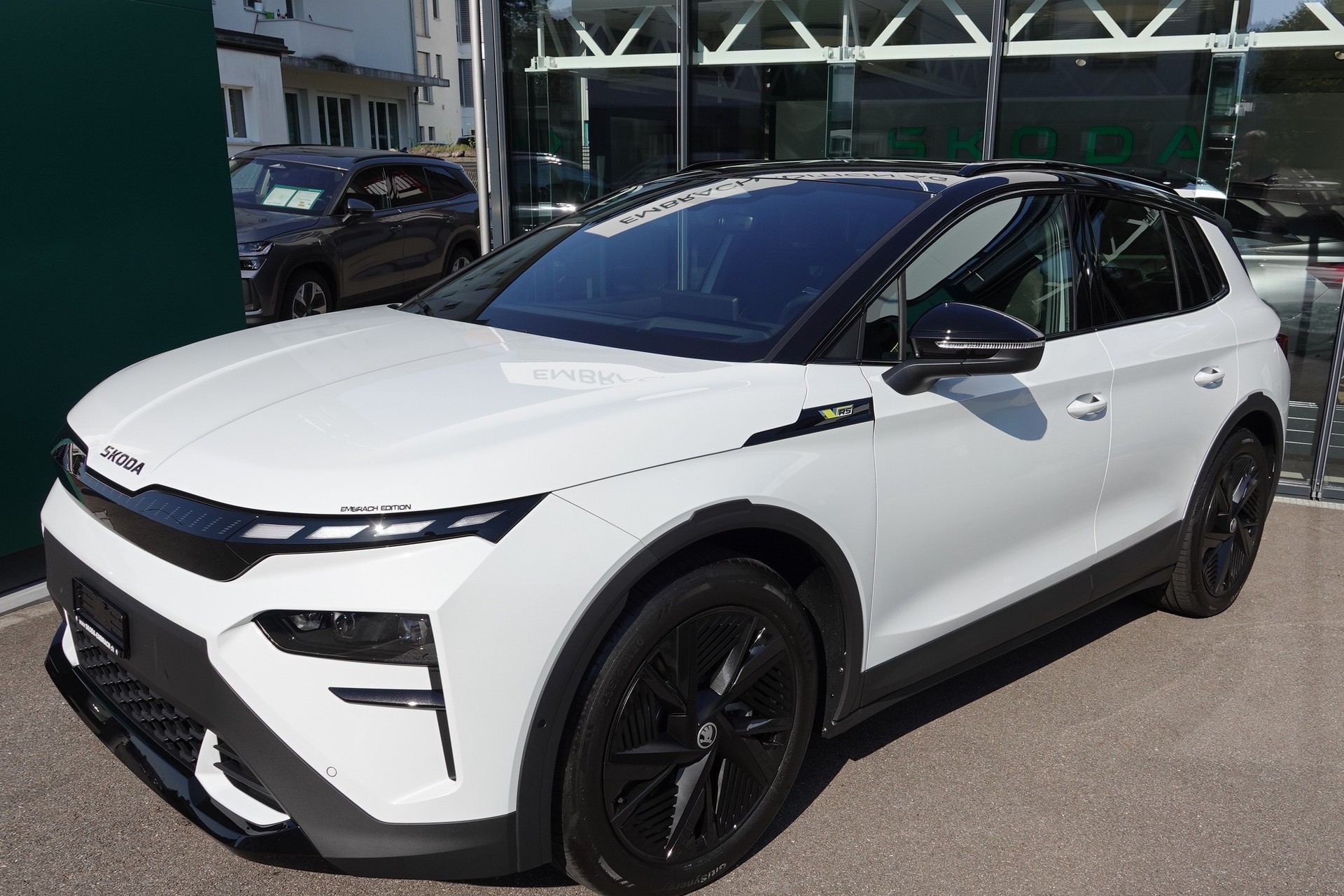 SKODA Elroq RS 4x4-image-2