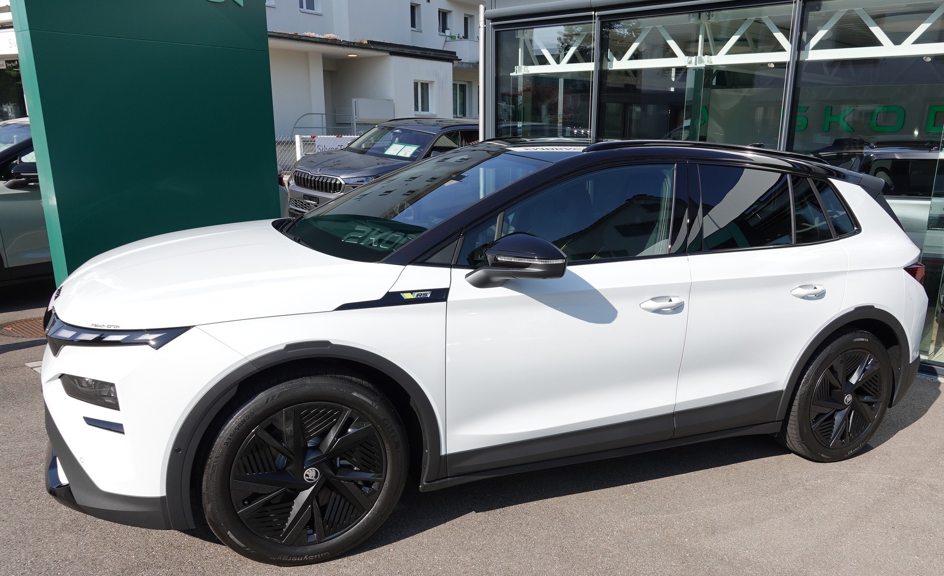 SKODA Elroq RS 4x4-image-3