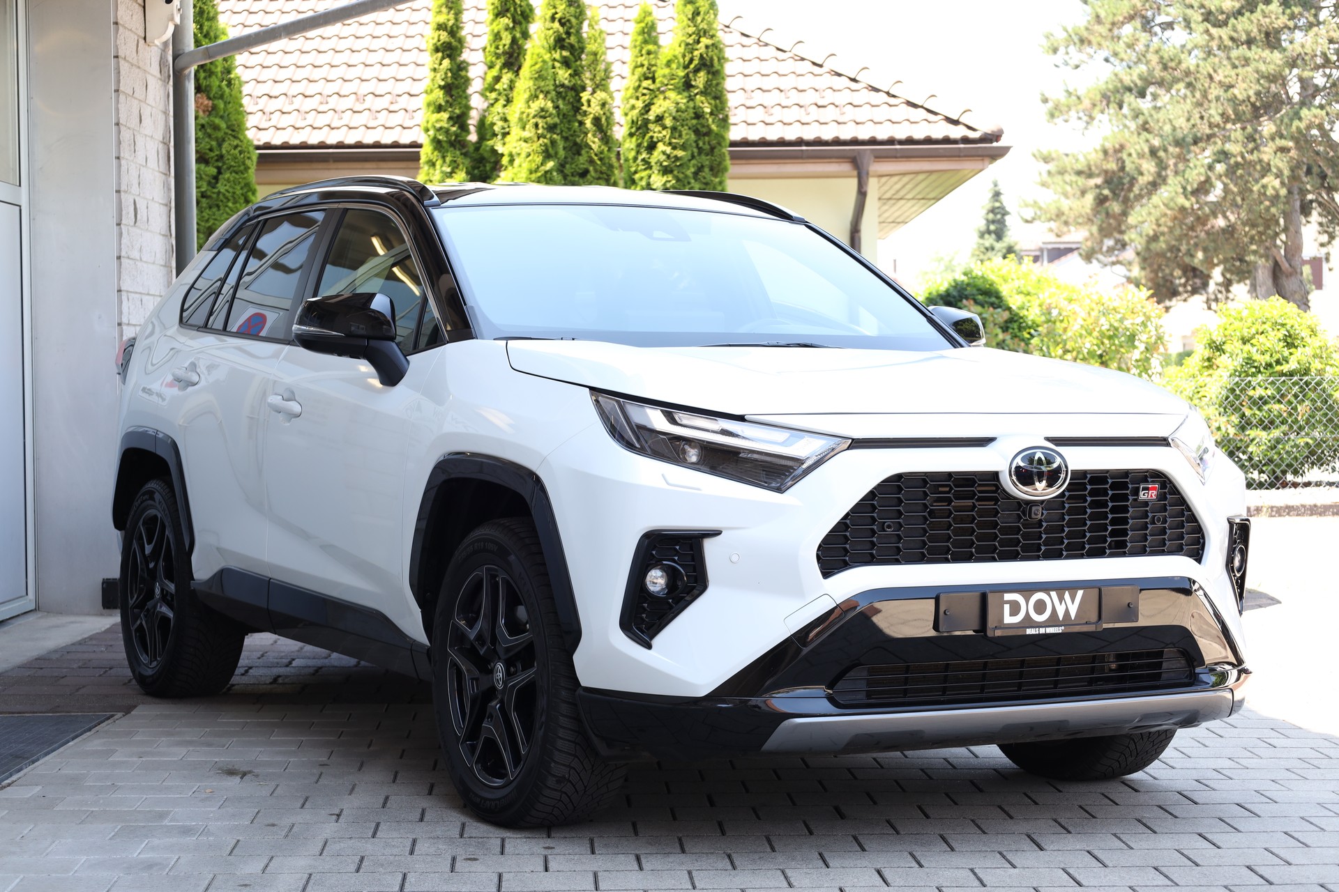 TOYOTA RAV-4 2.5 HEV GR Sport e-CVT 4WD-image-1