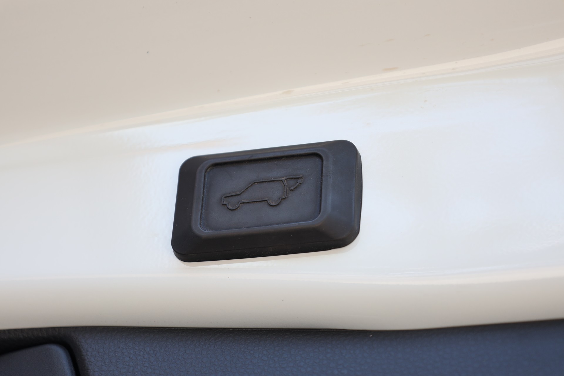 TOYOTA RAV-4 2.5 HEV GR Sport e-CVT 4WD-image-29