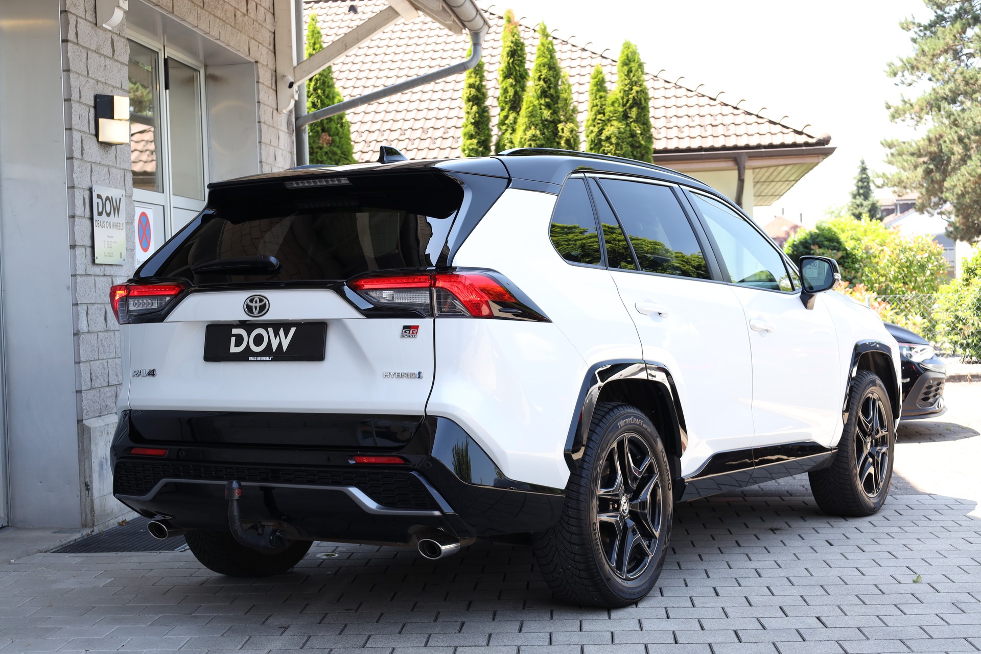 TOYOTA RAV-4 2.5 HEV GR Sport e-CVT 4WD-image-4