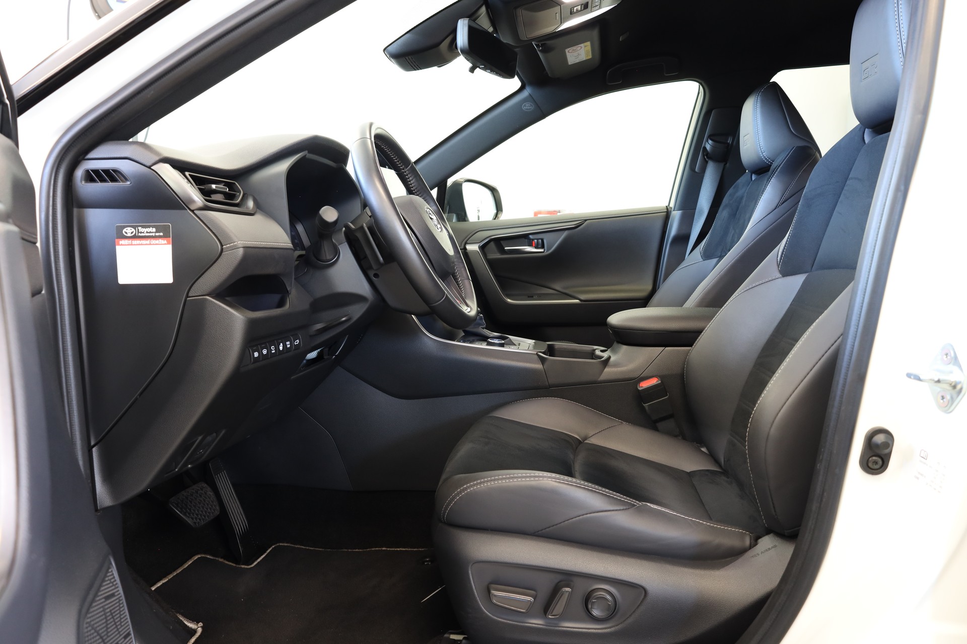 TOYOTA RAV-4 2.5 HEV GR Sport e-CVT 4WD-image-9