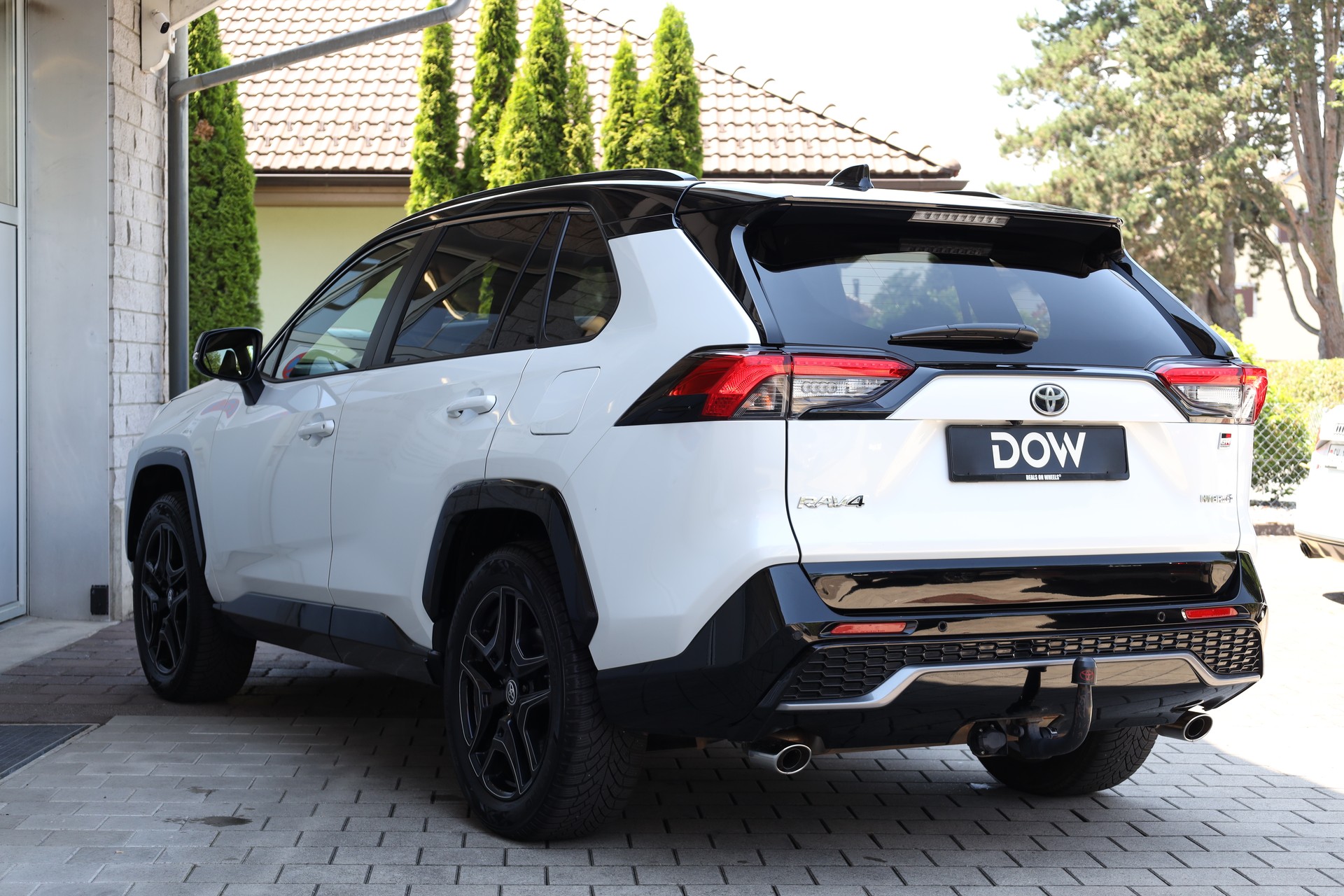 TOYOTA RAV-4 2.5 HEV GR Sport e-CVT 4WD-image-3