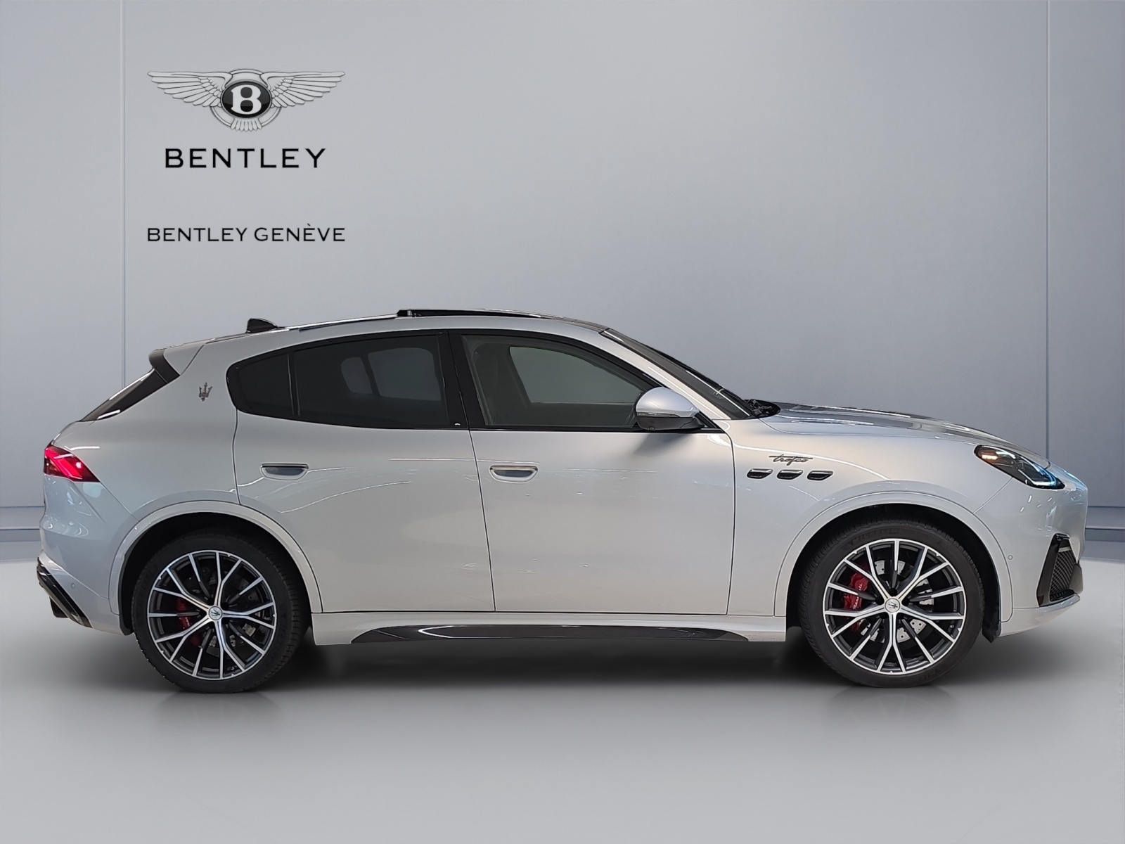 MASERATI Grecale 3.0 Trofeo Automatica-image-2
