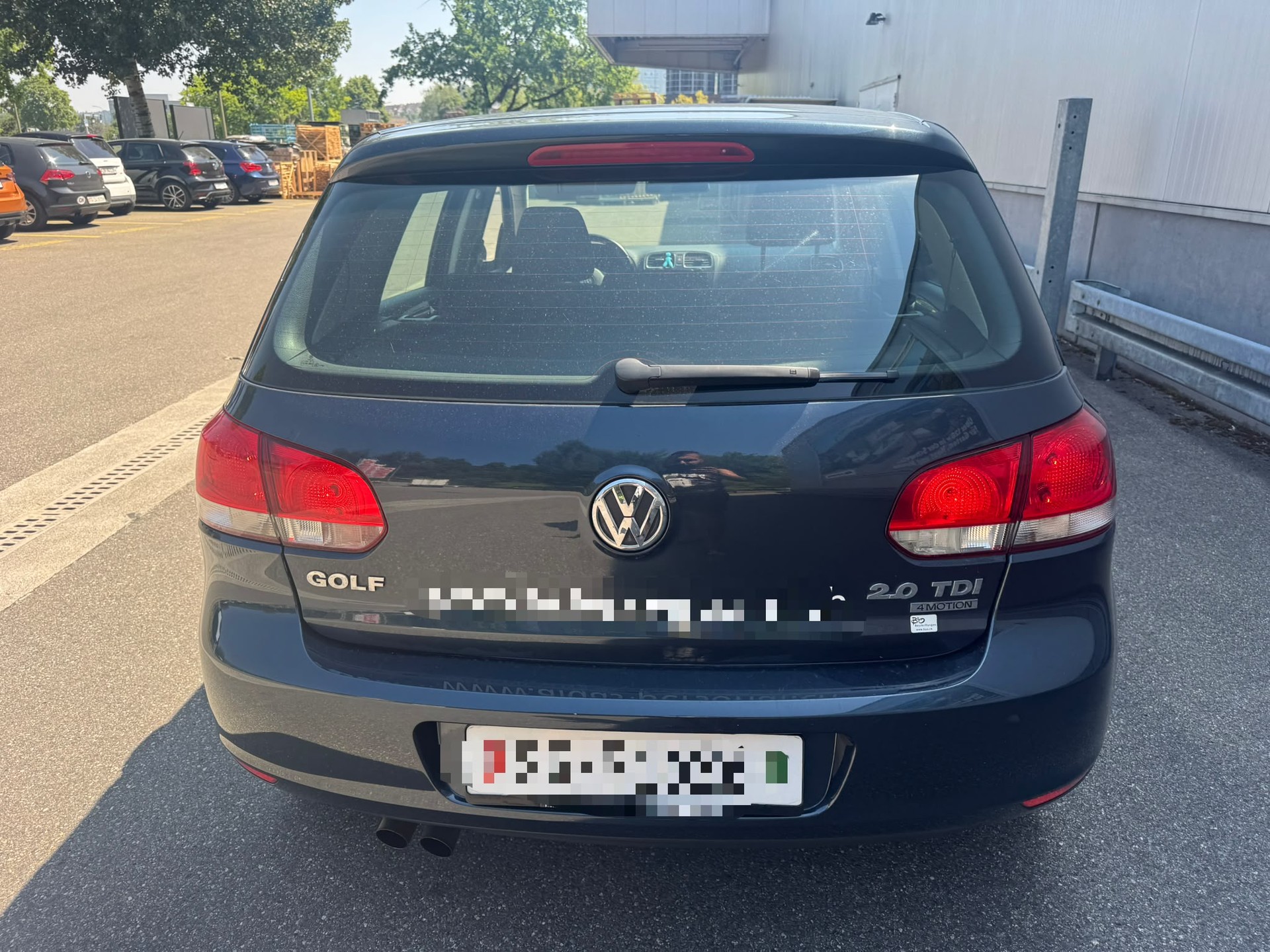 VW Golf 2.0 TDI Highline 4Motion-image-3