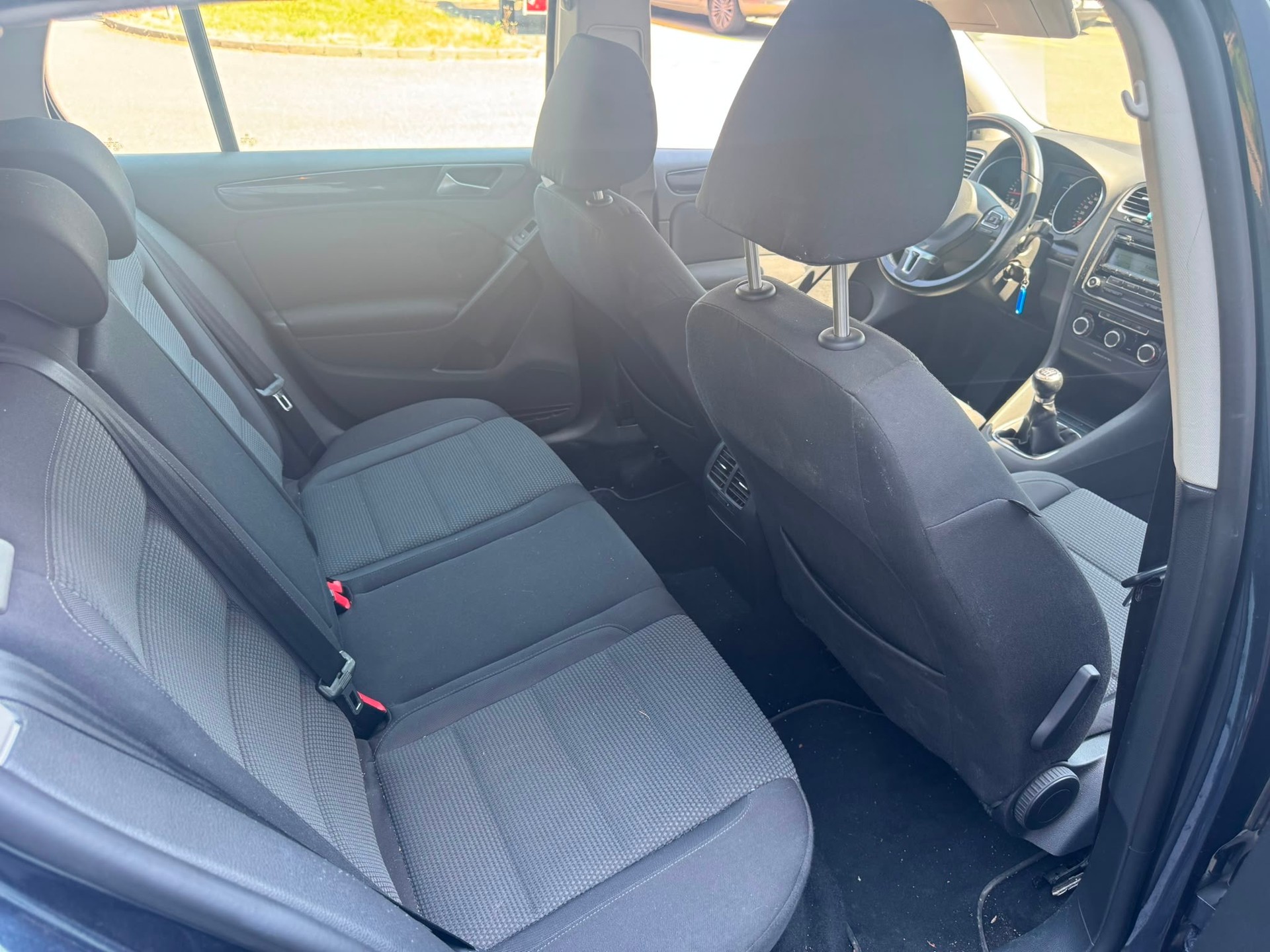VW Golf 2.0 TDI Highline 4Motion-image-5