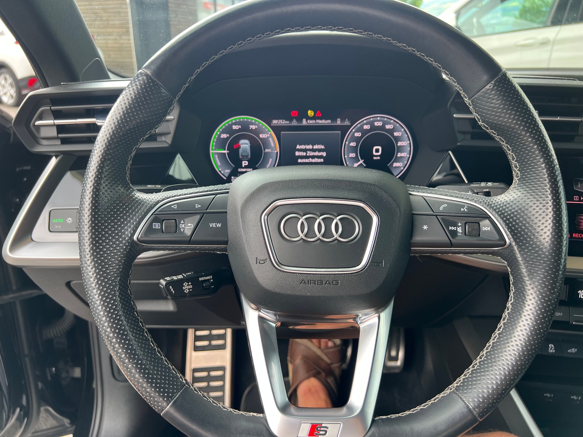AUDI A3 Sportback 40 TFSI e S line S-tronic *Navi * Teilleder Rückfahrtkamera * Head -up Display * Assistenzpaket *frisch ab MFK *-image-21