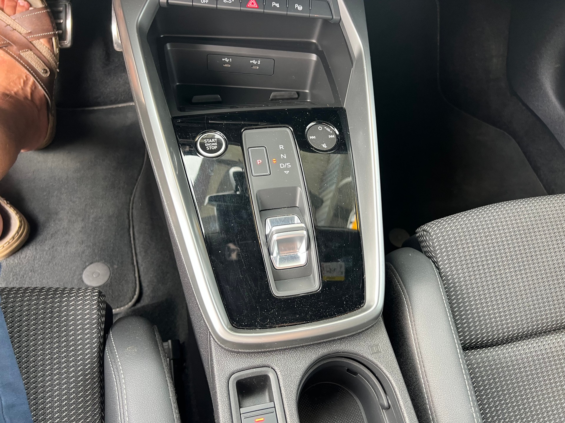 AUDI A3 Sportback 40 TFSI e S line S-tronic *Navi * Teilleder Rückfahrtkamera * Head -up Display * Assistenzpaket *frisch ab MFK *-image-20