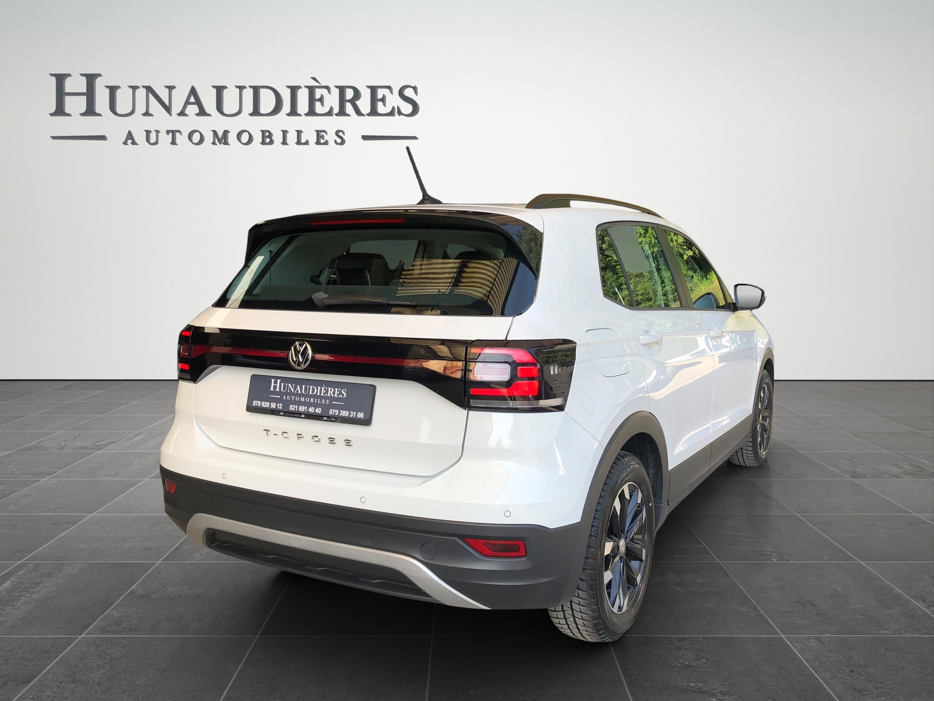 VW T-Cross 1.0 TSI-image-1
