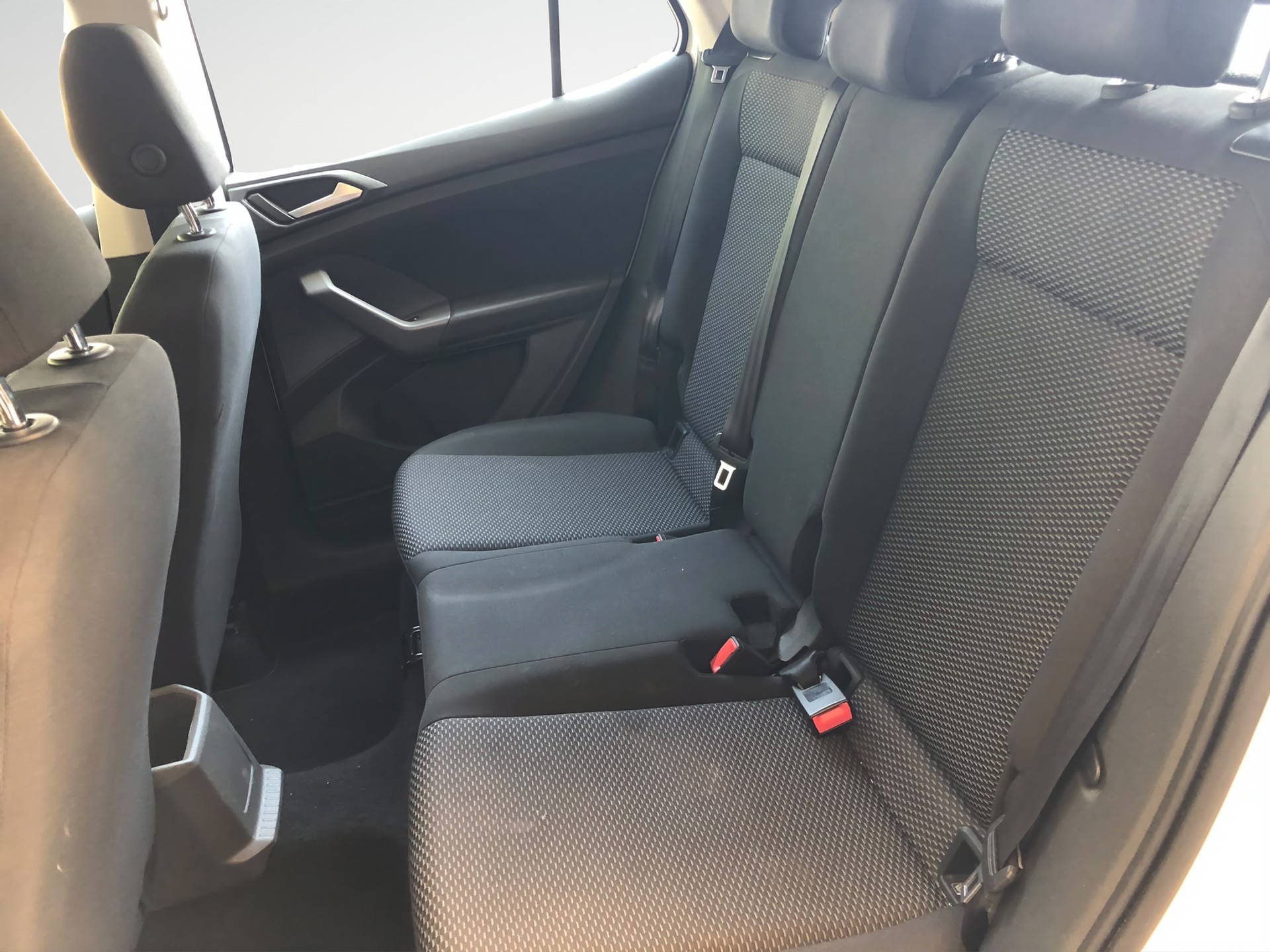 VW T-Cross 1.0 TSI-image-9