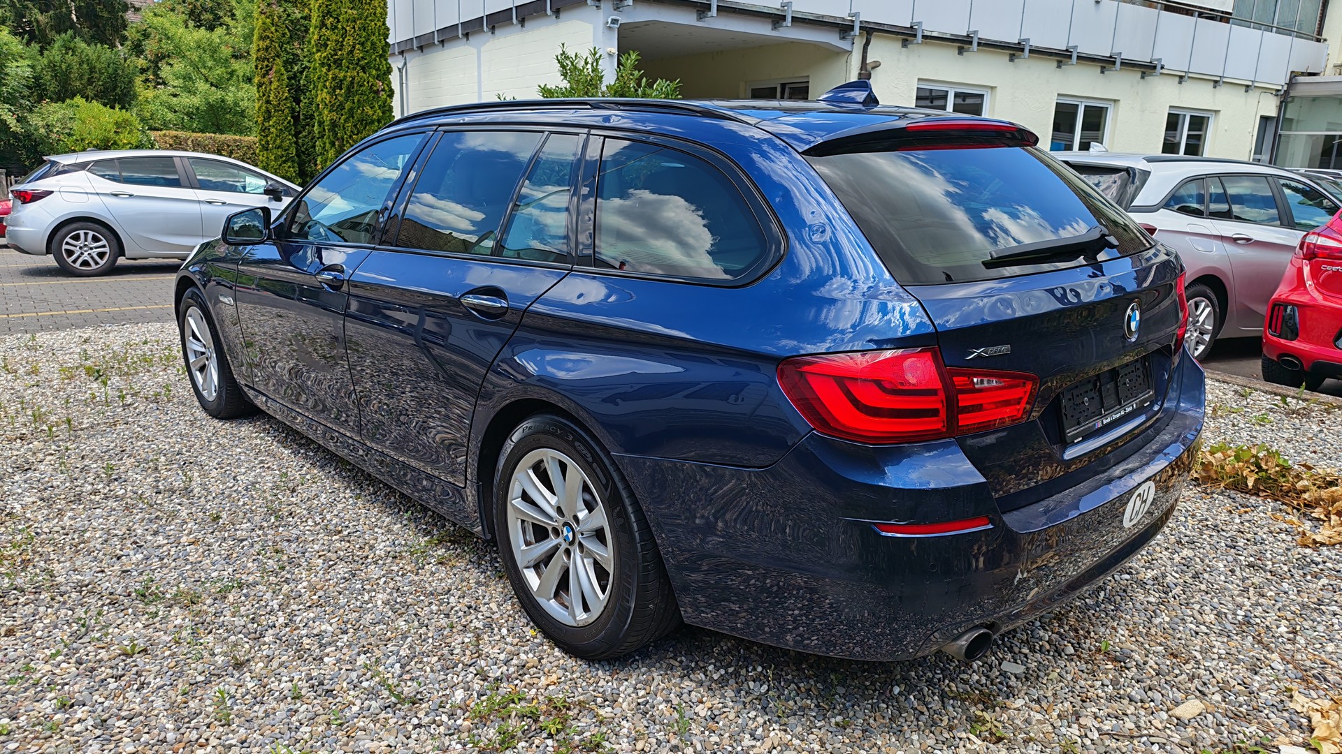 BMW 535i xDrive Touring Steptronic-image-3