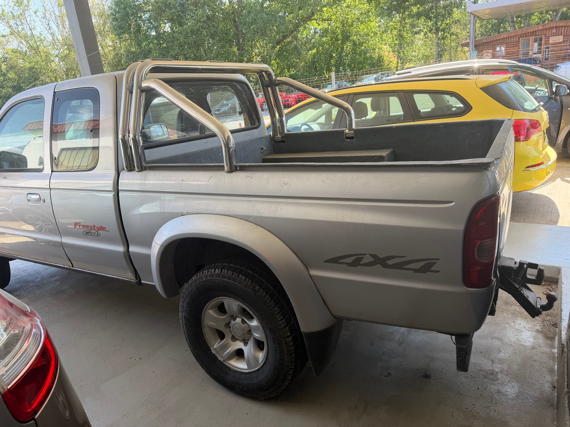 MAZDA B 2500TD 4x4 Strech Cab.Hurricane-image-5