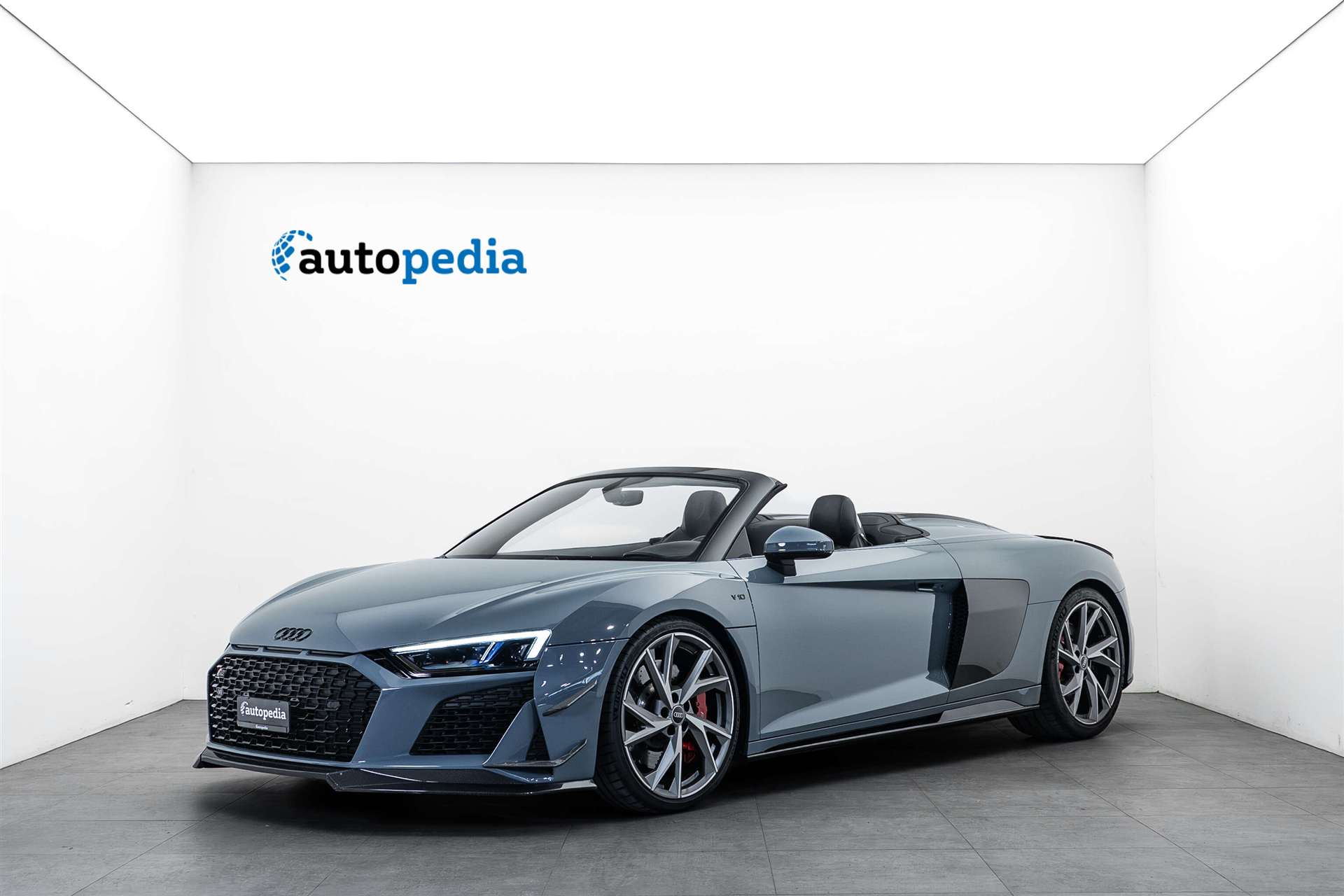 AUDI R8 Spyder 570PS S-Tronic Automat-image-0