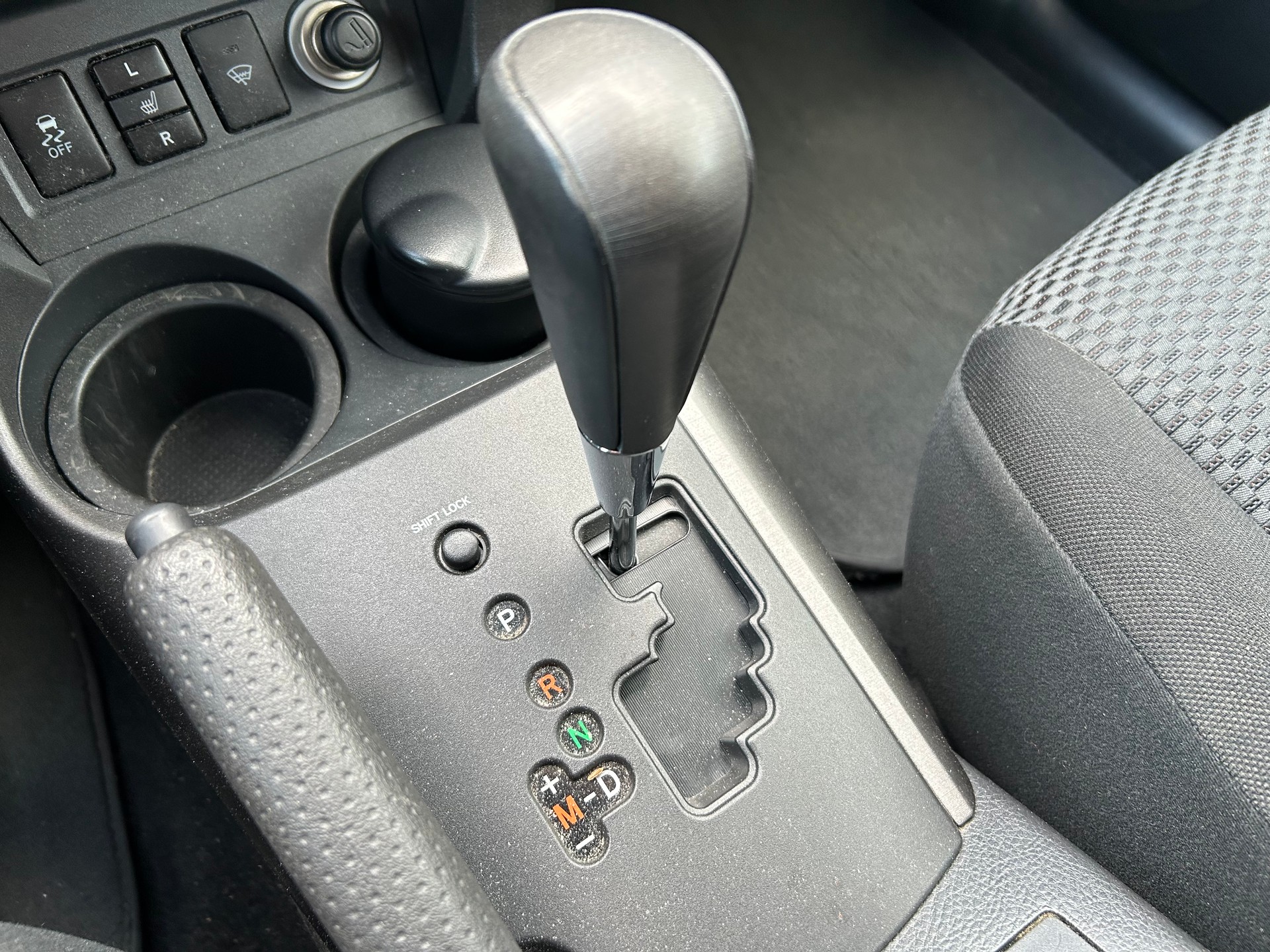 TOYOTA RAV-4 2.0 16V Linea Terra Multidrive-image-13