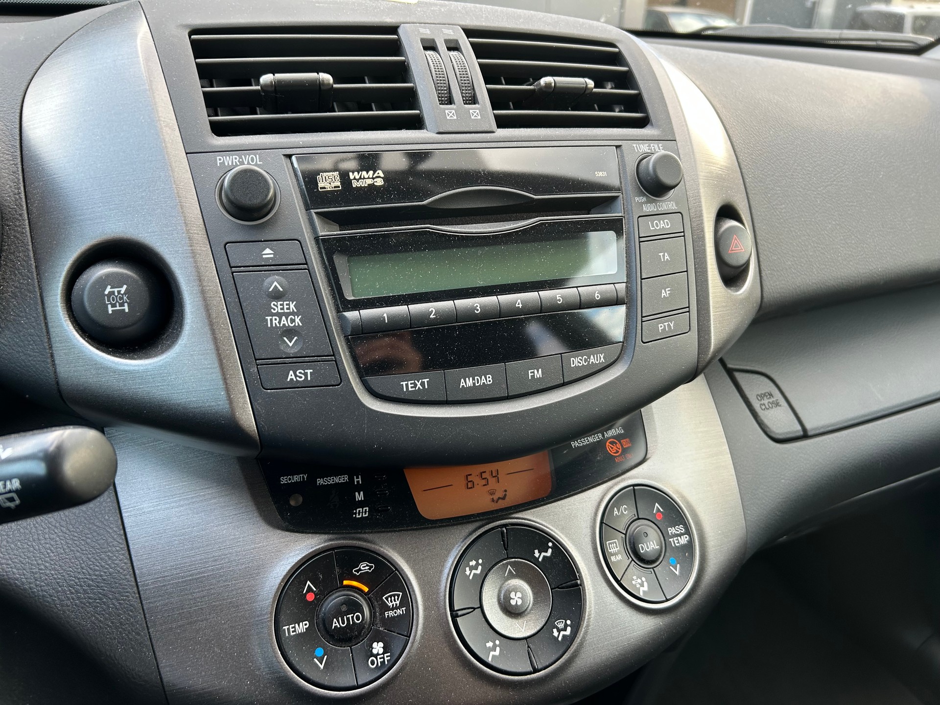 TOYOTA RAV-4 2.0 16V Linea Terra Multidrive-image-11