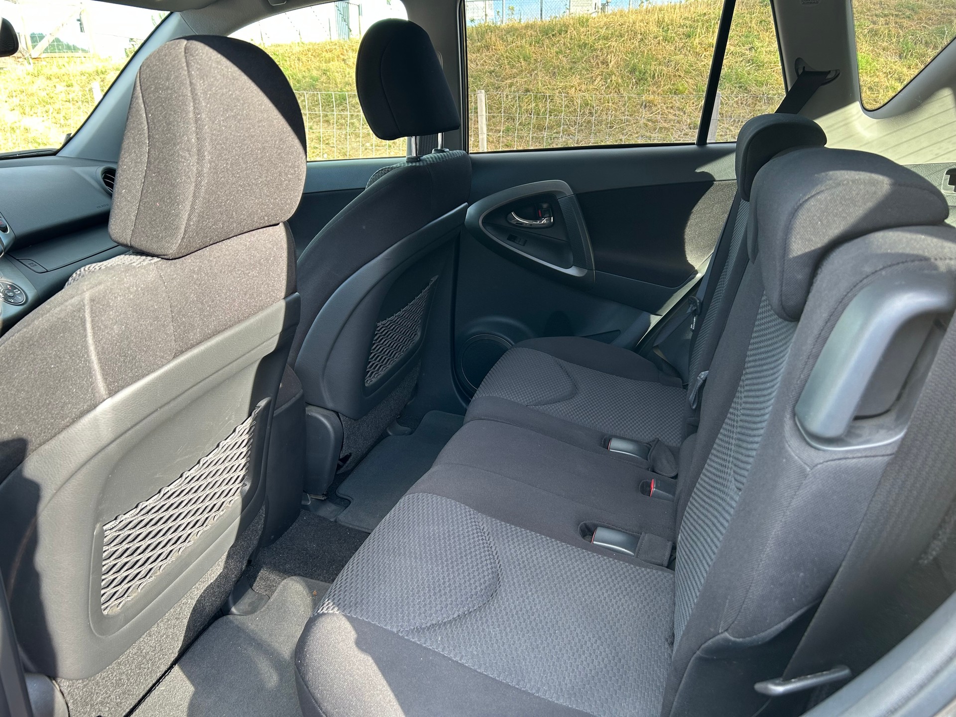 TOYOTA RAV-4 2.0 16V Linea Terra Multidrive-image-8