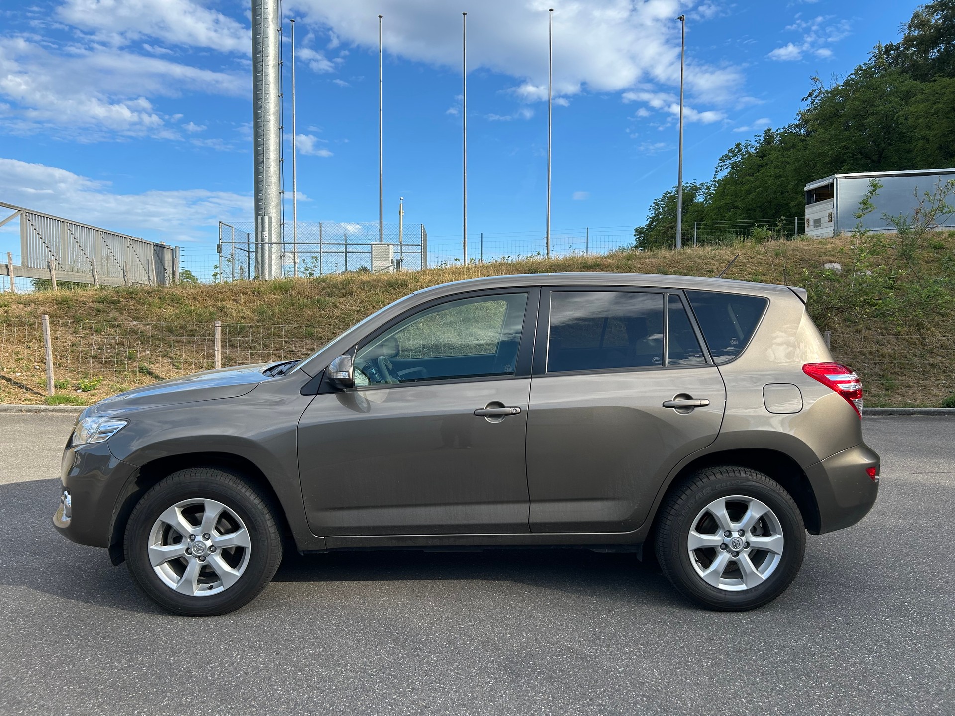 TOYOTA RAV-4 2.0 16V Linea Terra Multidrive-image-5