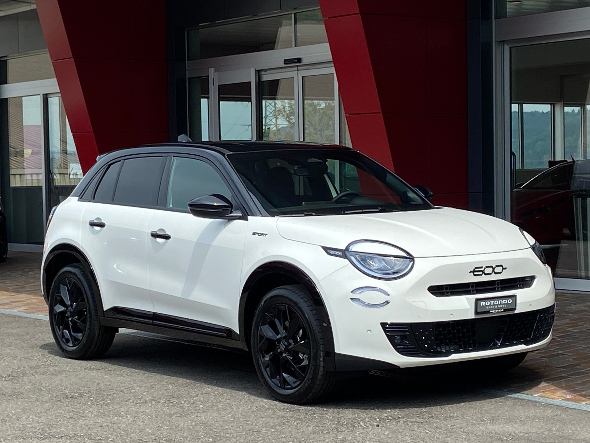 FIAT 600h Mild Hybrid Sport 145PS-image-13