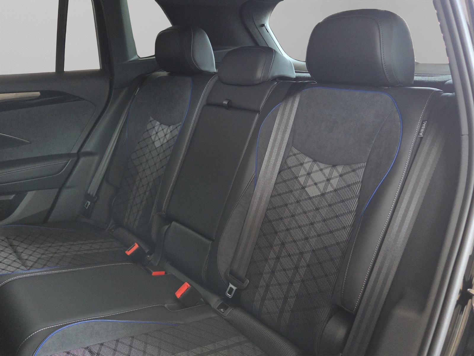 VW Tiguan 2.0 TSI DSG R-Line Plus 4Motion-image-8