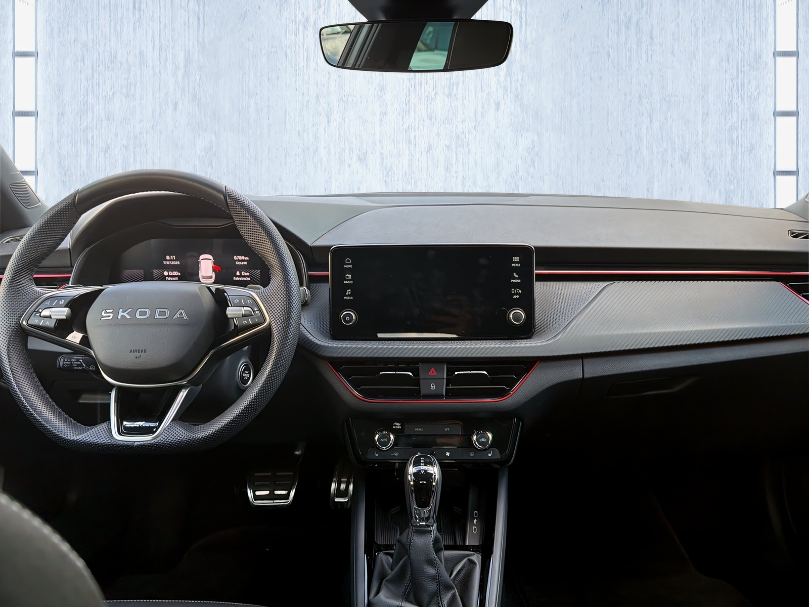SKODA Kamiq 1.5 TSI Monte Carlo DSG-image-14
