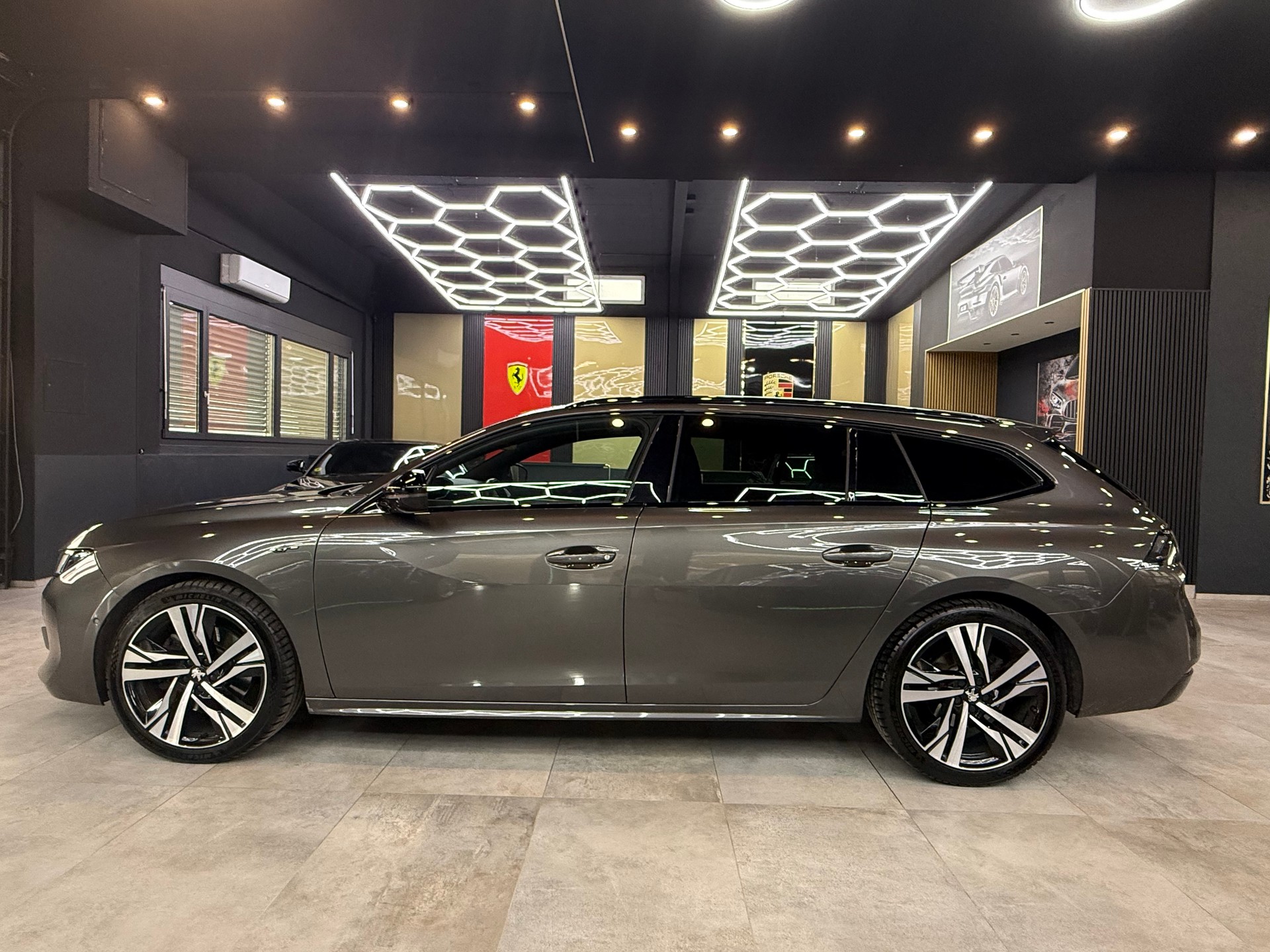 PEUGEOT 508 SW 1.6 Pure Tech GT EAT8-image-7