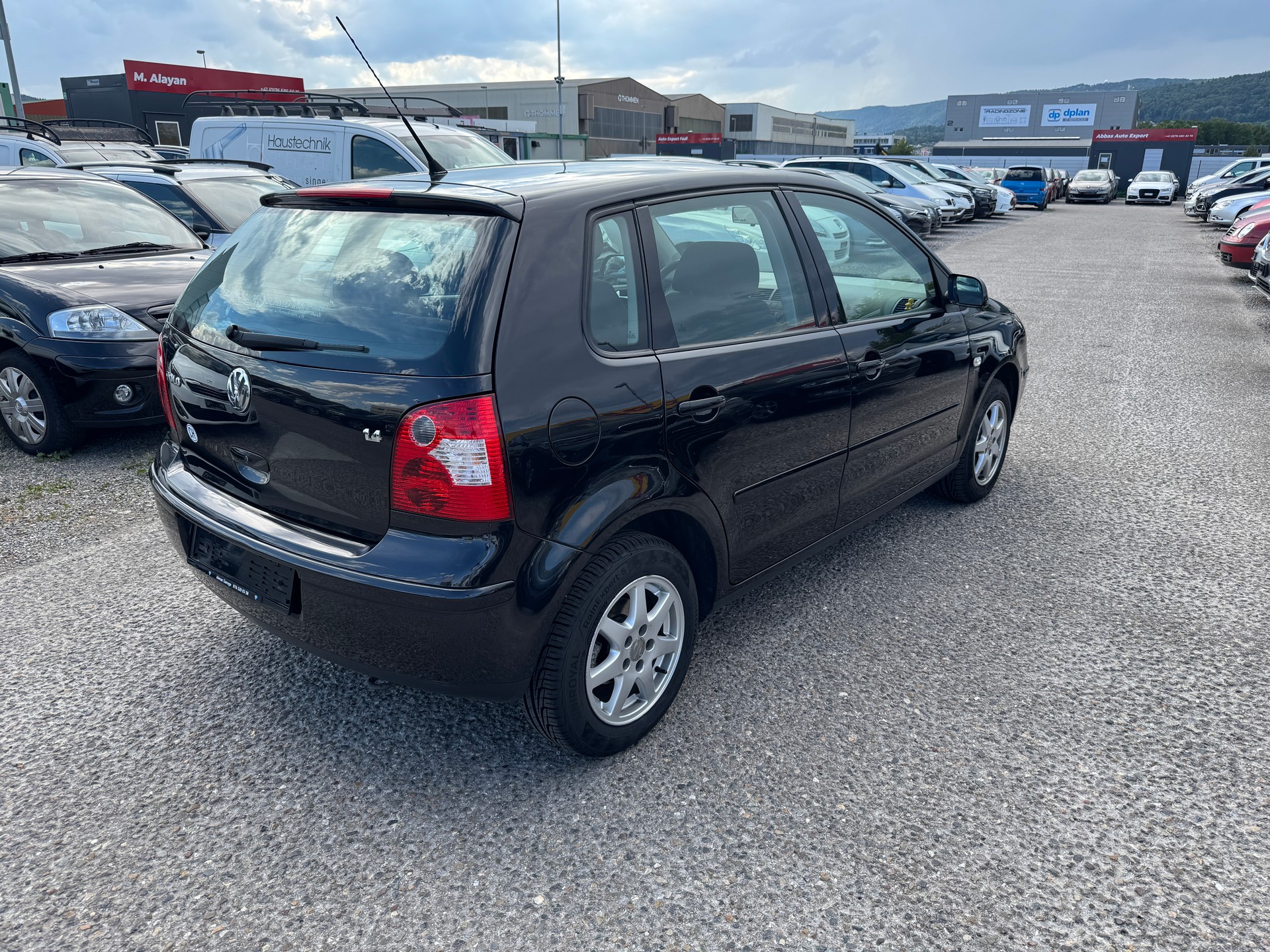 VW Polo 1.4 16V Highline-image-4