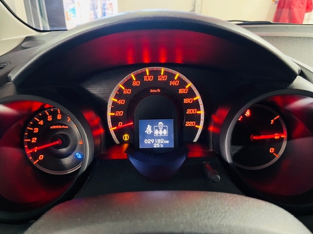 HONDA Jazz 1.2i Trend Idle Stop-image-12