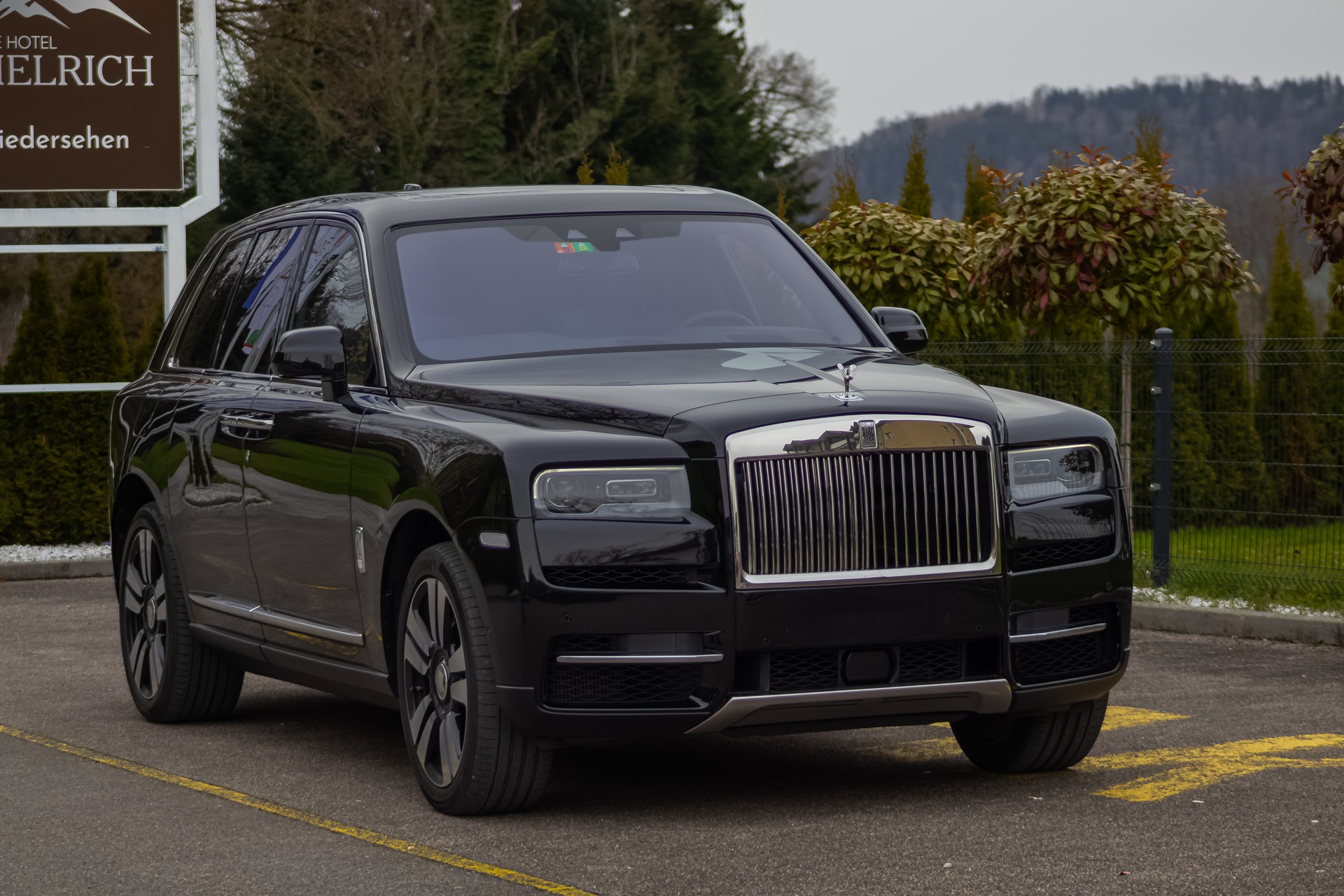ROLLS-ROYCE 6.7 V12-image-0