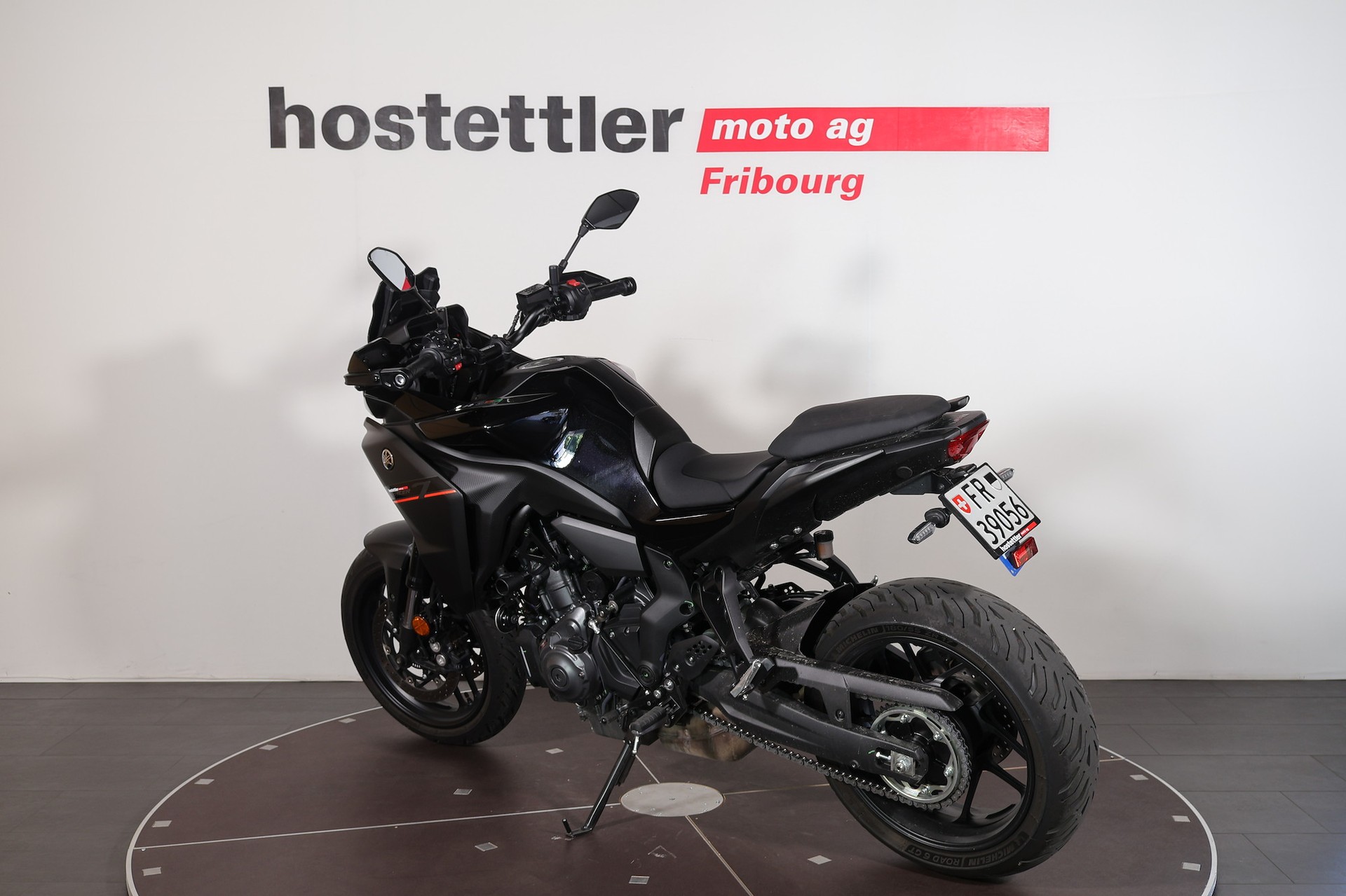 YAMAHA Tracer 7 35 kW-showroom-element-3