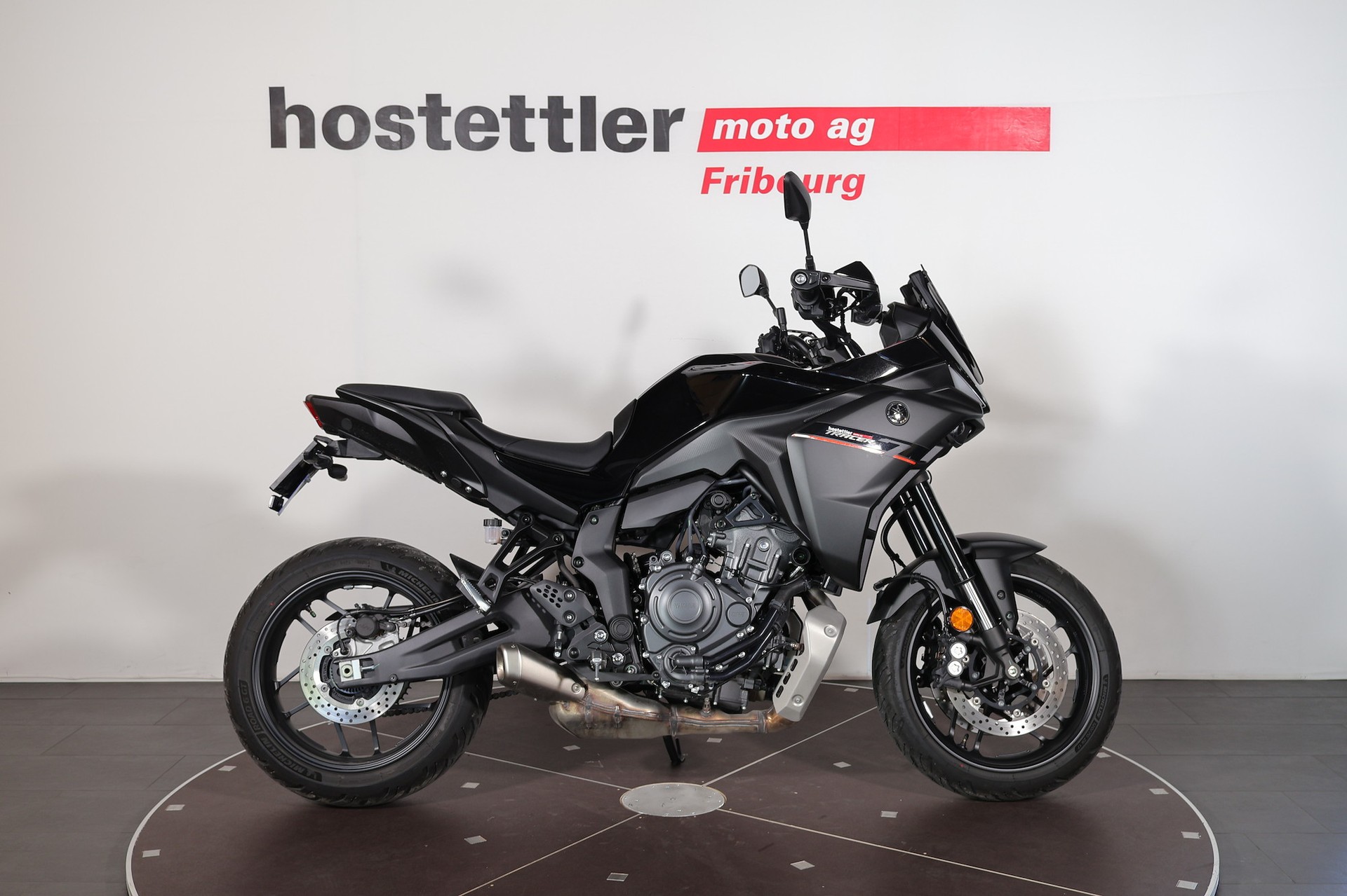YAMAHA Tracer 7 35 kW-showroom-element-1