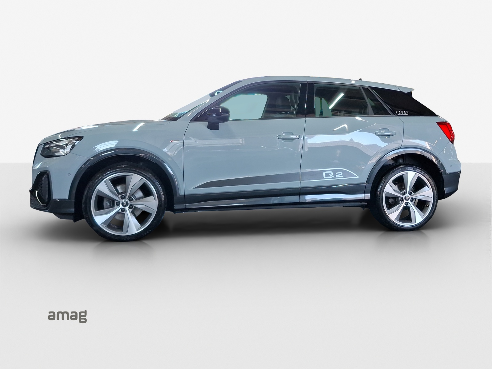 AUDI Q2 40 TFSI S line Attraction quattro S-tronic-image-1